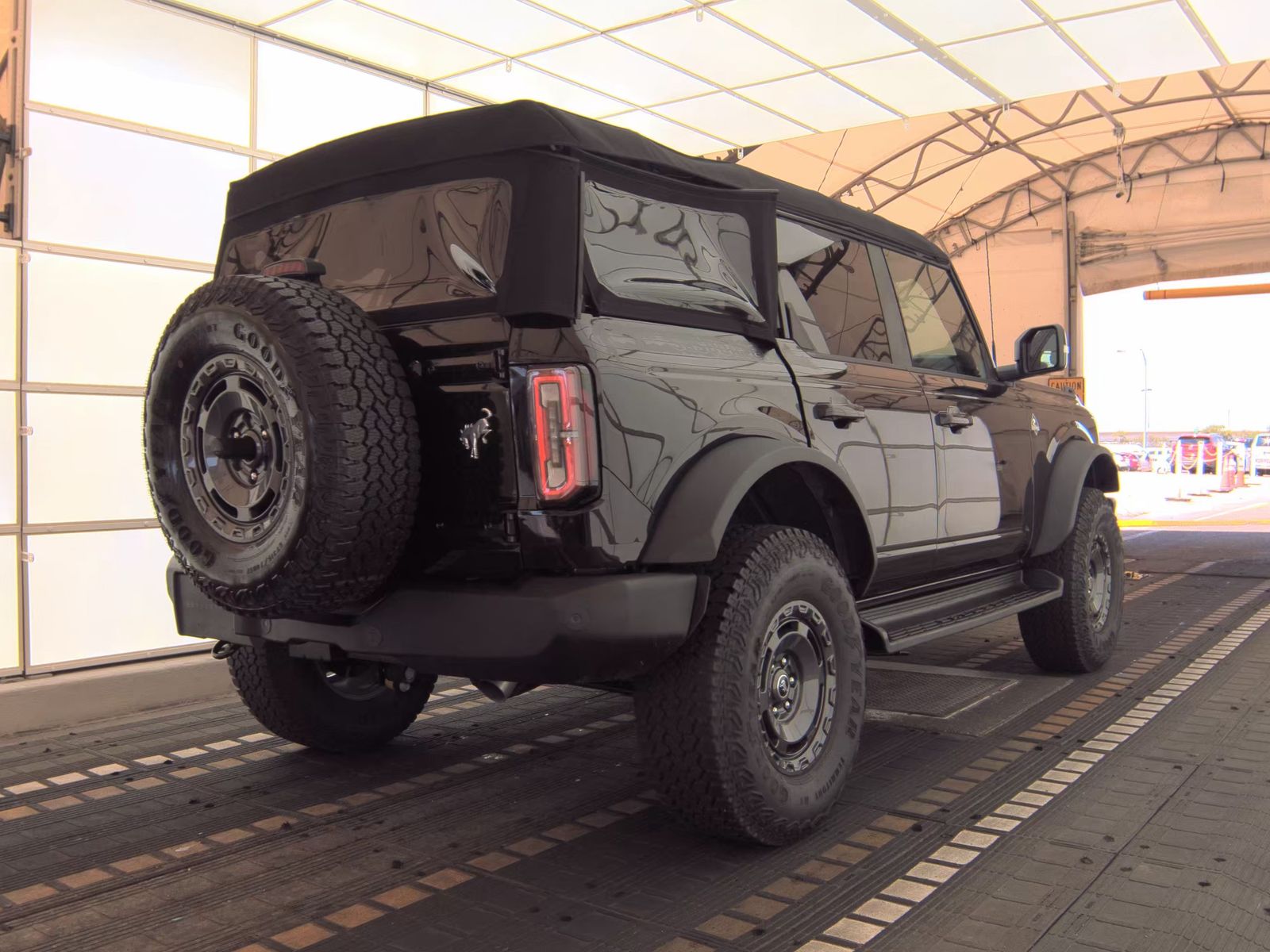 FORD BRONCO - 6