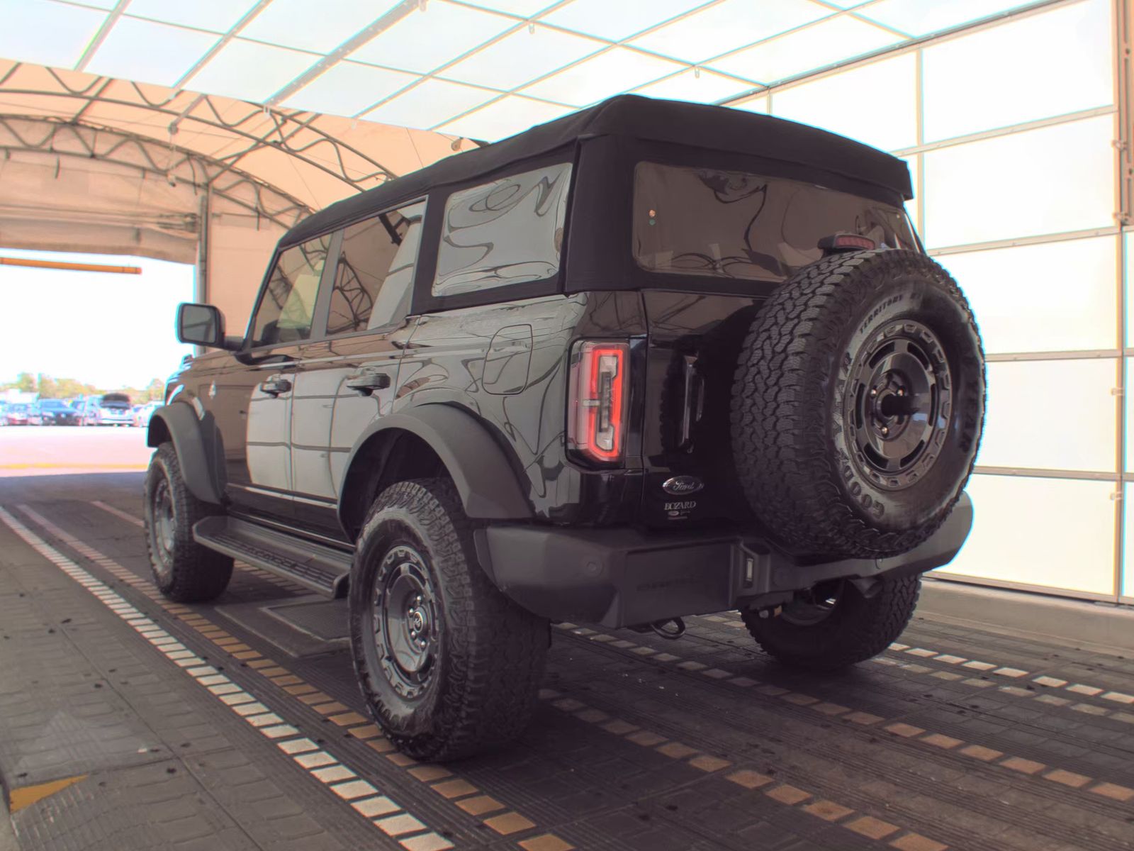 FORD BRONCO - 9