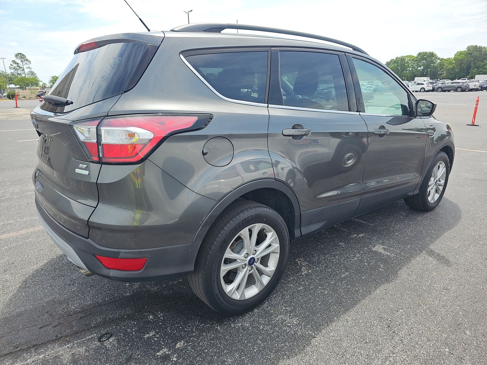 FORD ESCAPE - 5