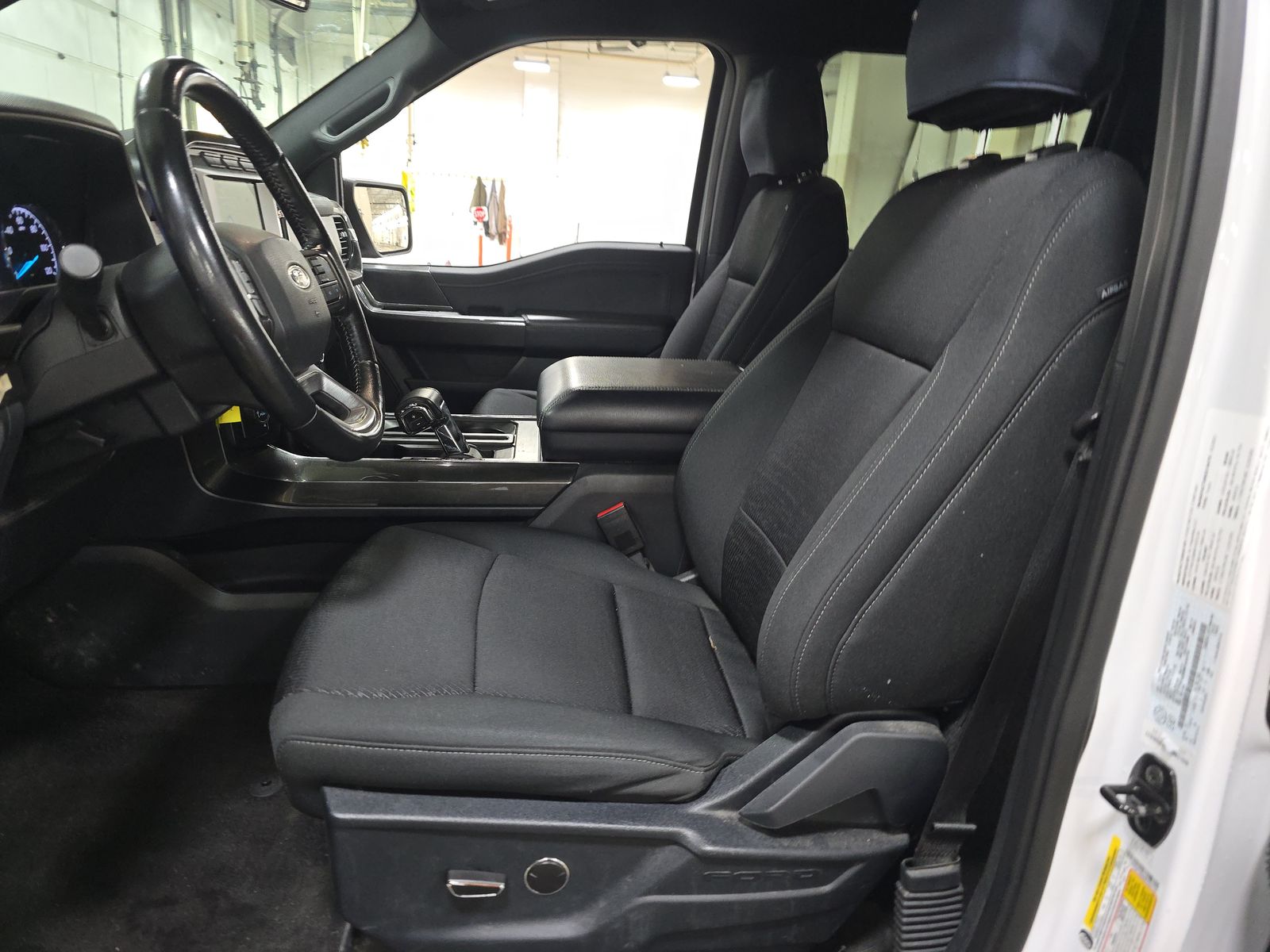 FORD F-150 - 8