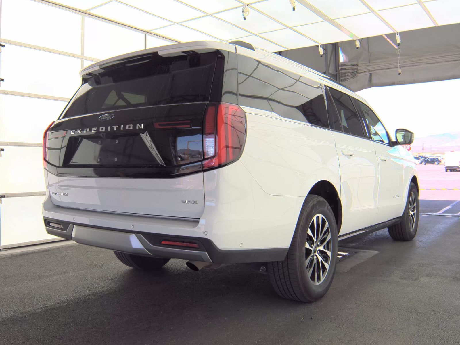 FORD EXPEDITION MAX - 5