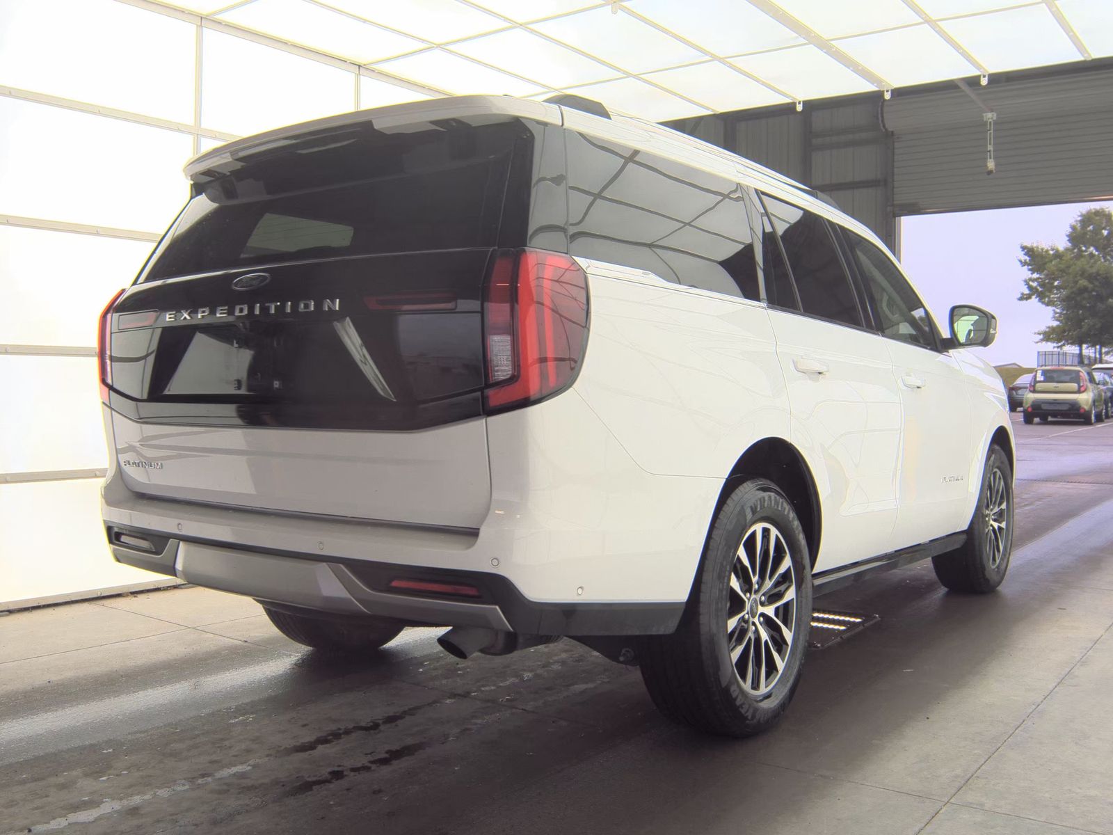 FORD EXPEDITION - 6