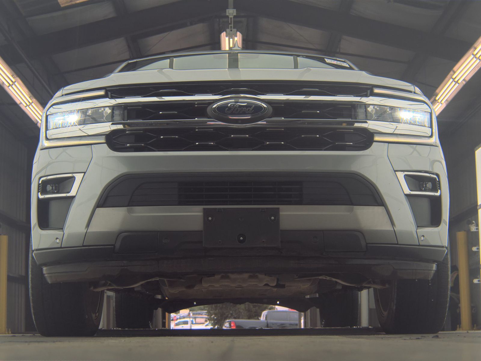 FORD EXPEDITION MAX - 4