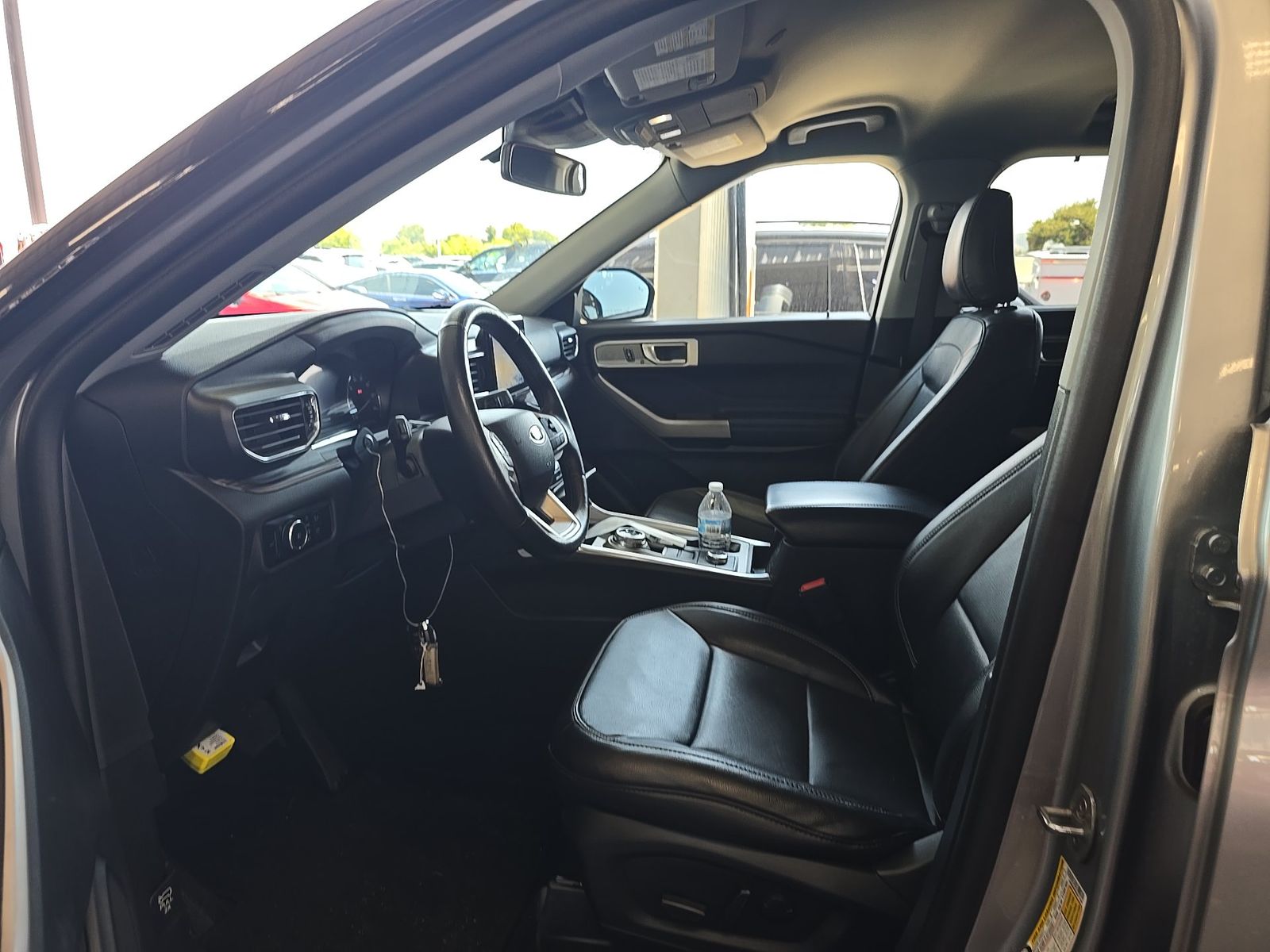 FORD EXPLORER - 8