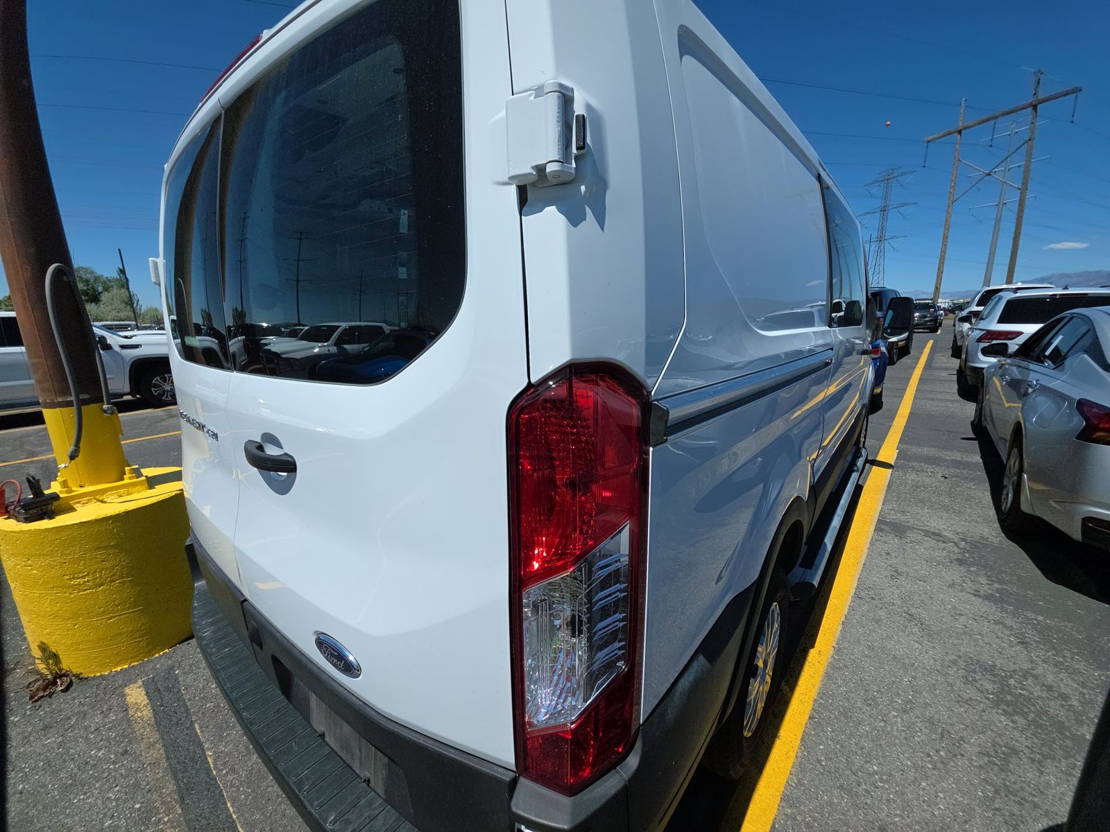 FORD TRANSIT 250 - 5