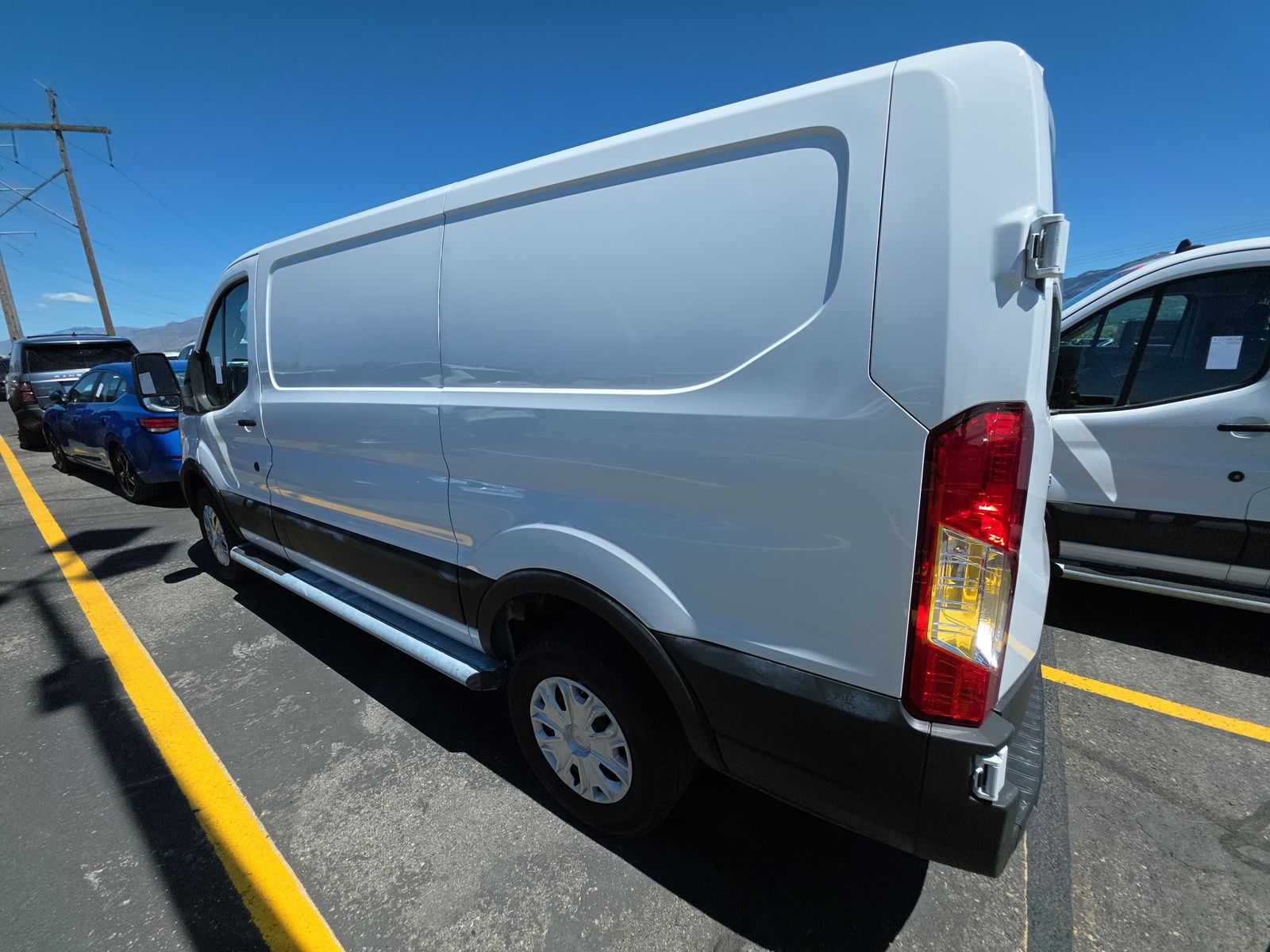 FORD TRANSIT 250 - 7