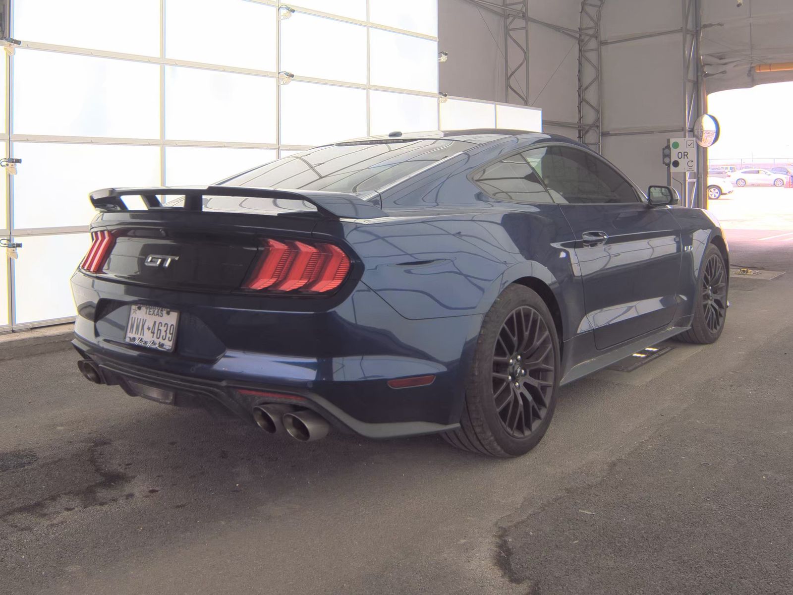 FORD MUSTANG - 6