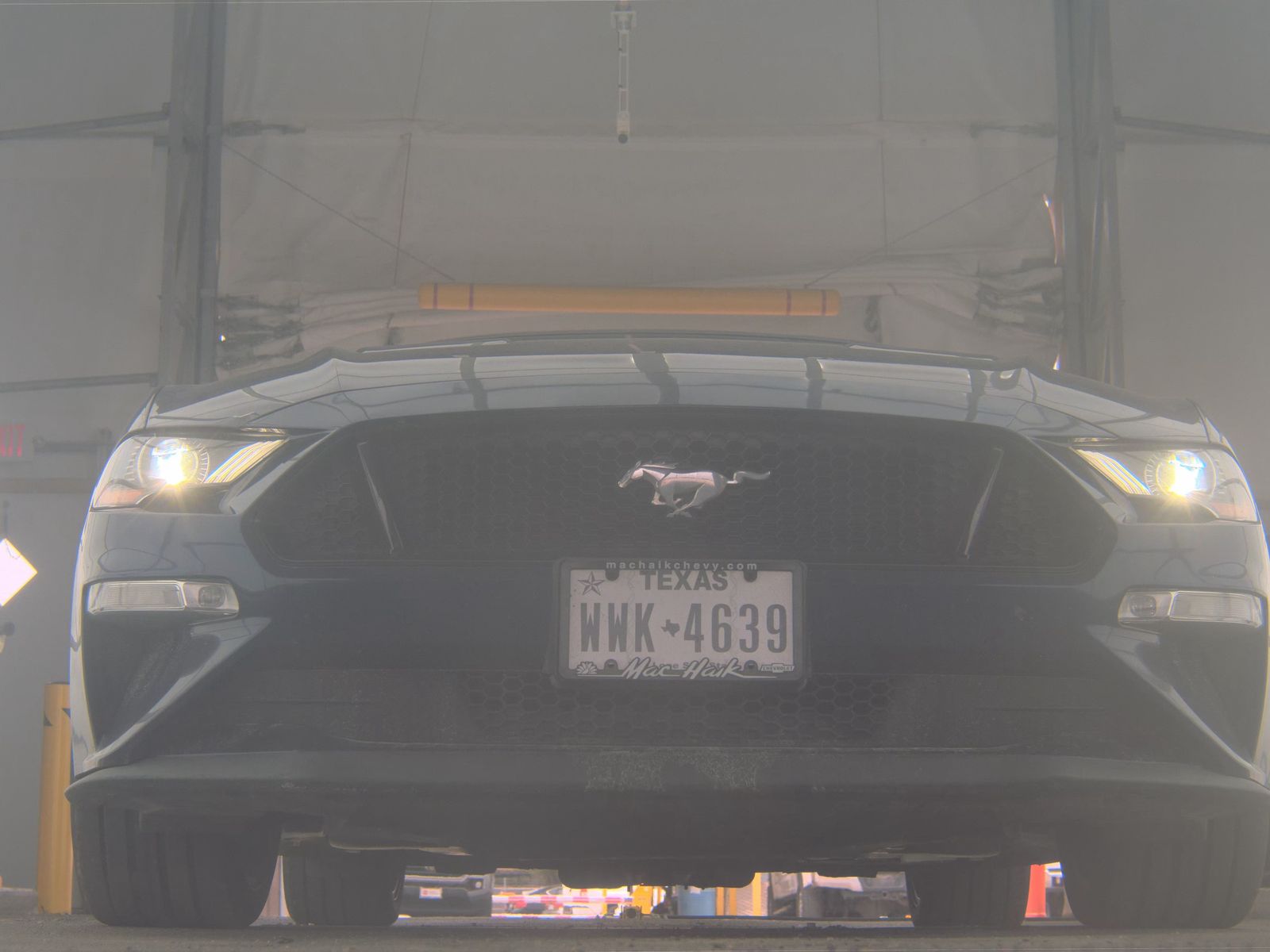 FORD MUSTANG - 4