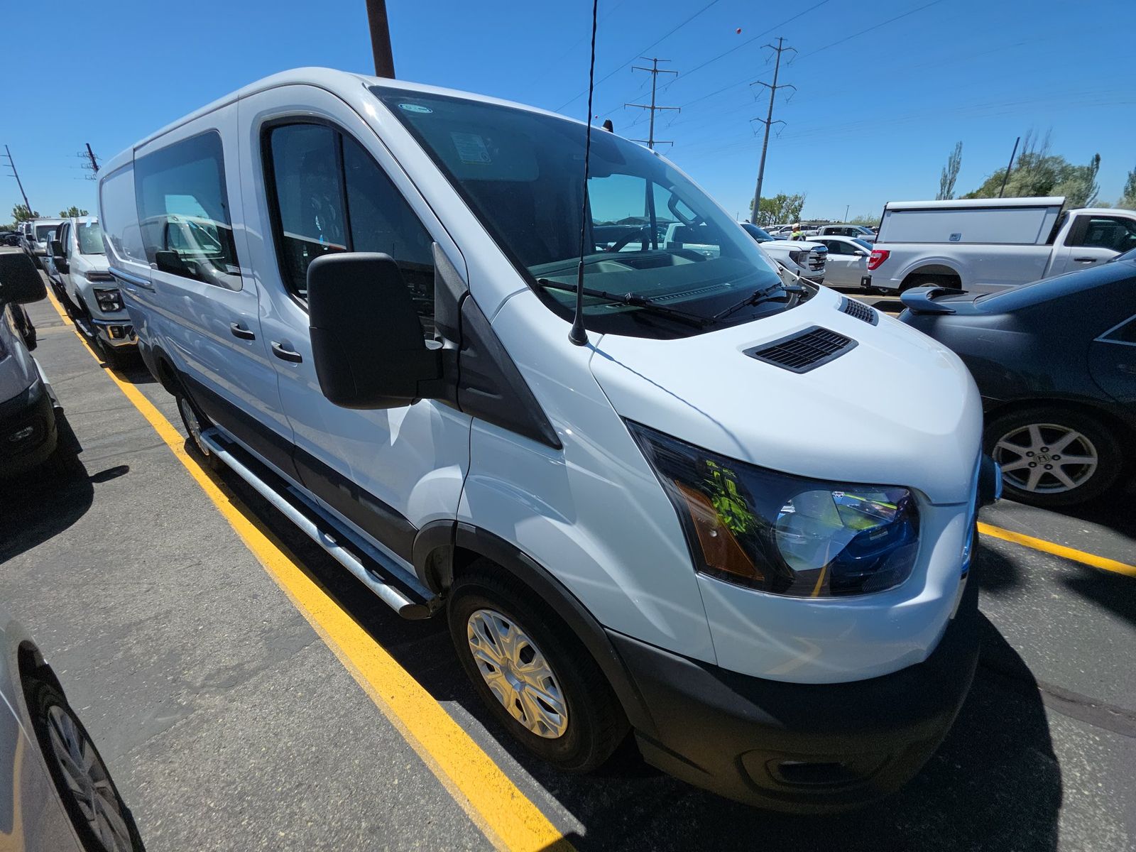 FORD TRANSIT 250 - 4