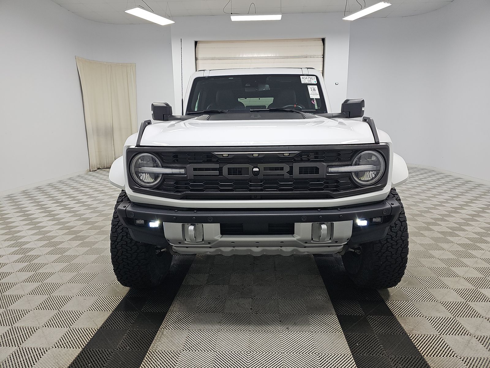 FORD BRONCO - 3
