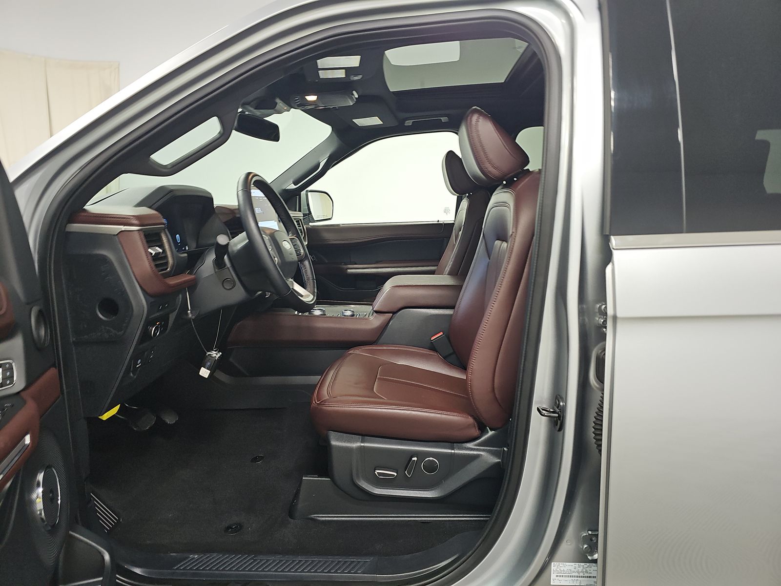 FORD EXPEDITION - 8
