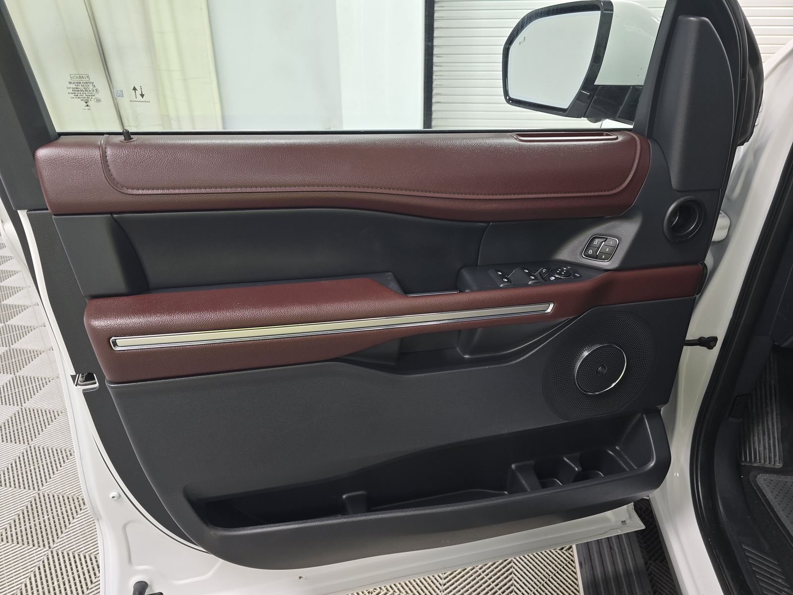 FORD EXPEDITION MAX - 10