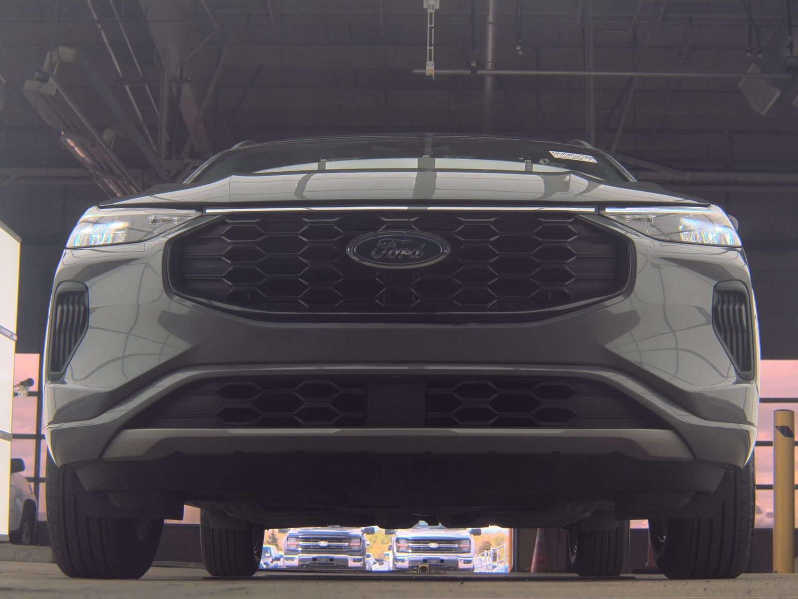 FORD ESCAPE - 4