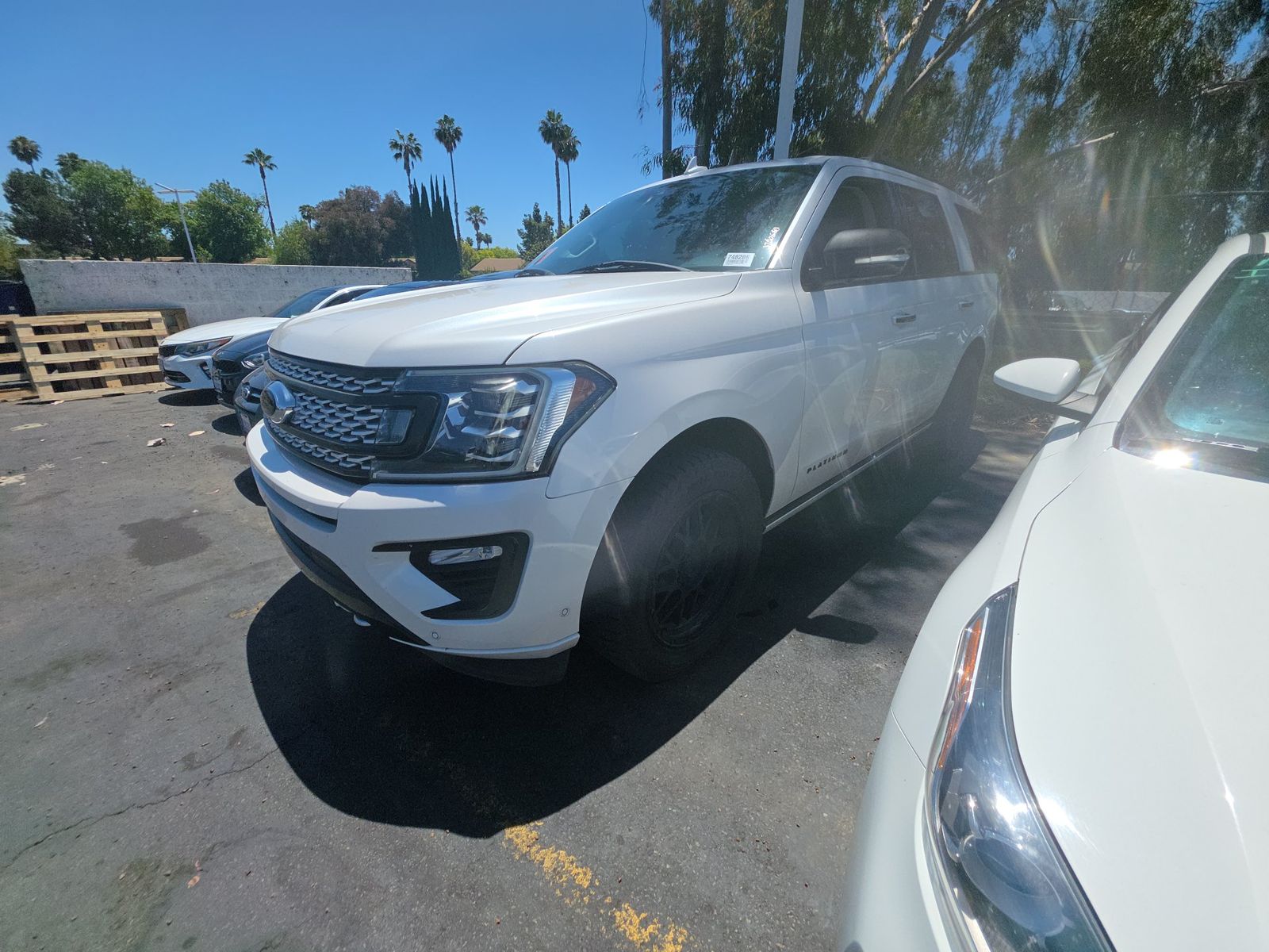 FORD EXPEDITION - 1