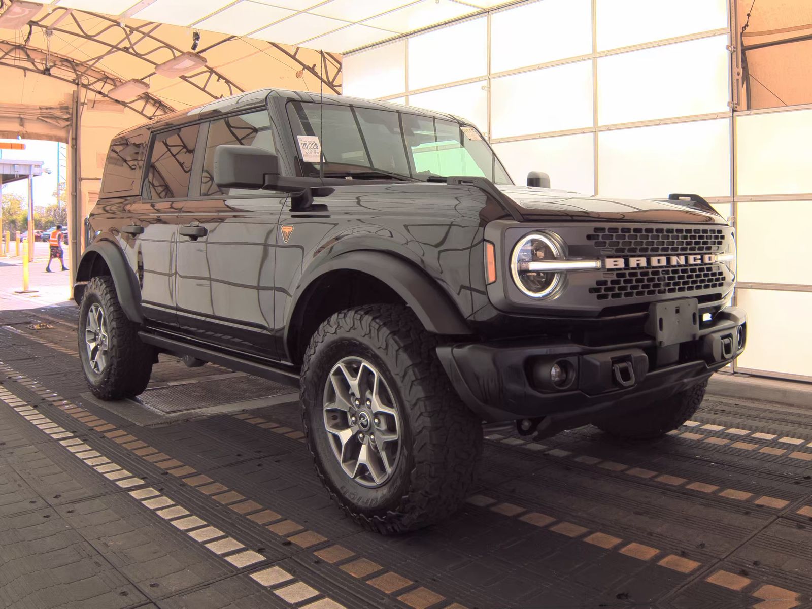 FORD BRONCO - 5