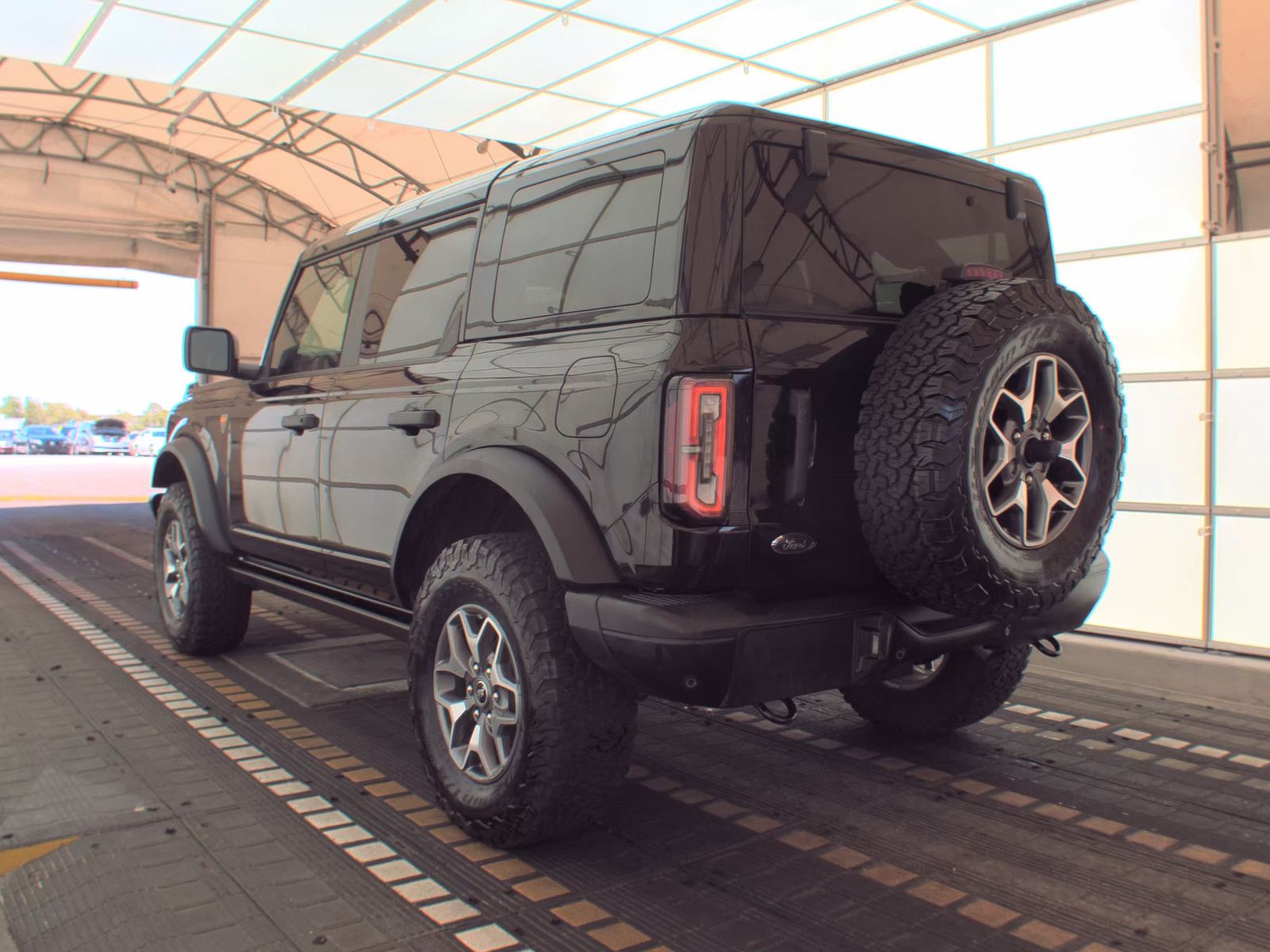 FORD BRONCO - 9