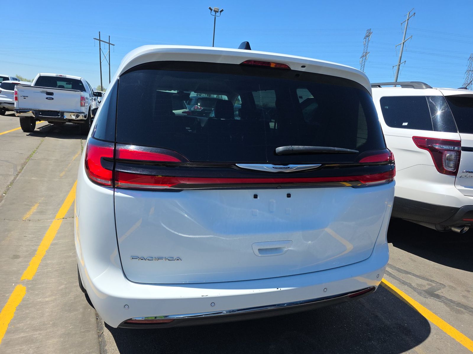2023 Chrysler Pacifica Touring L FWD