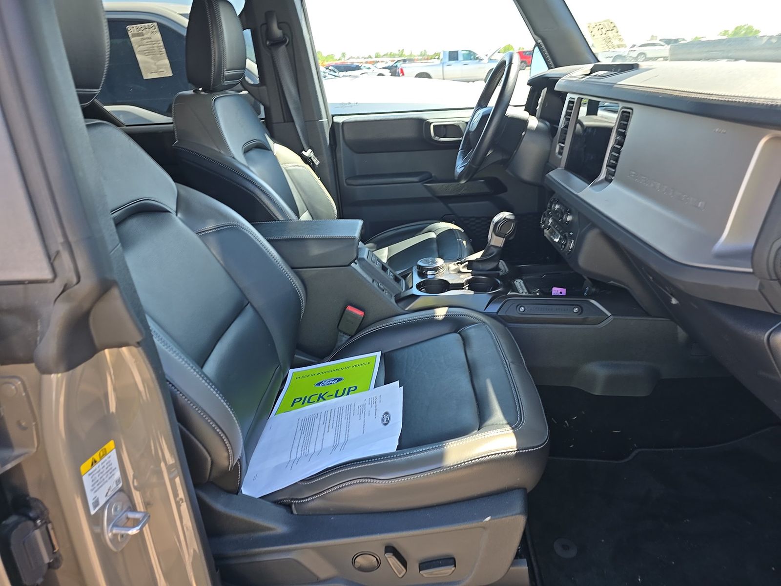 FORD BRONCO - 9
