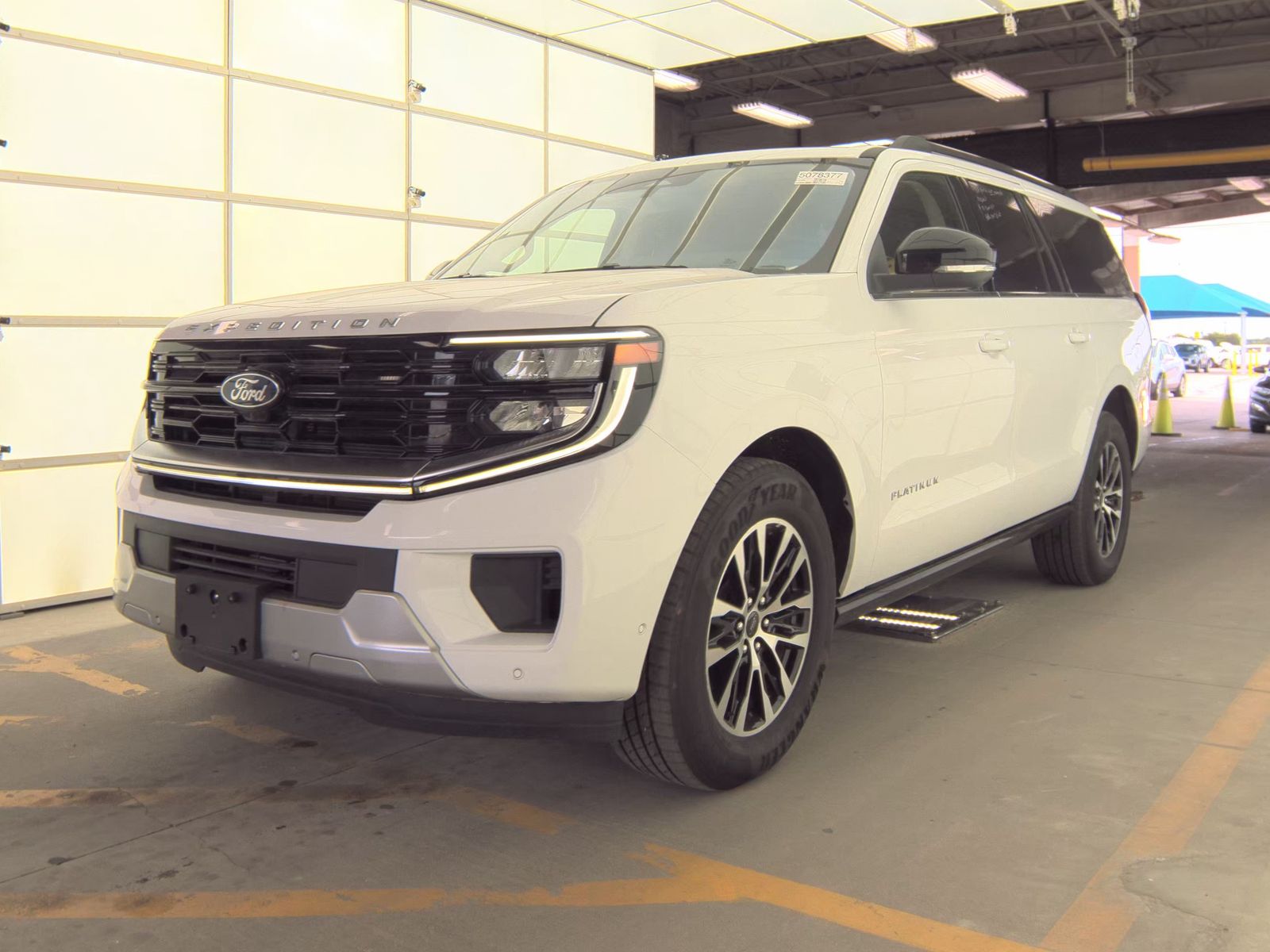 FORD EXPEDITION MAX - 1