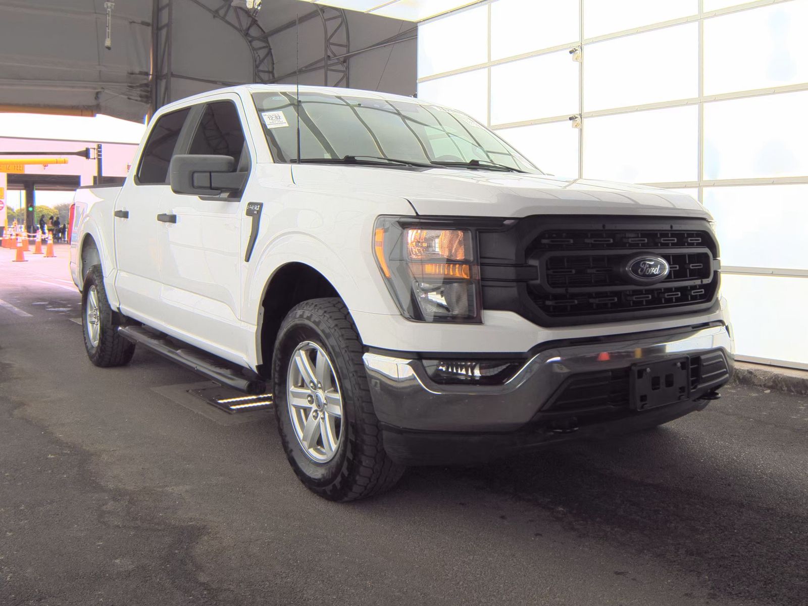 FORD F-150 - 4