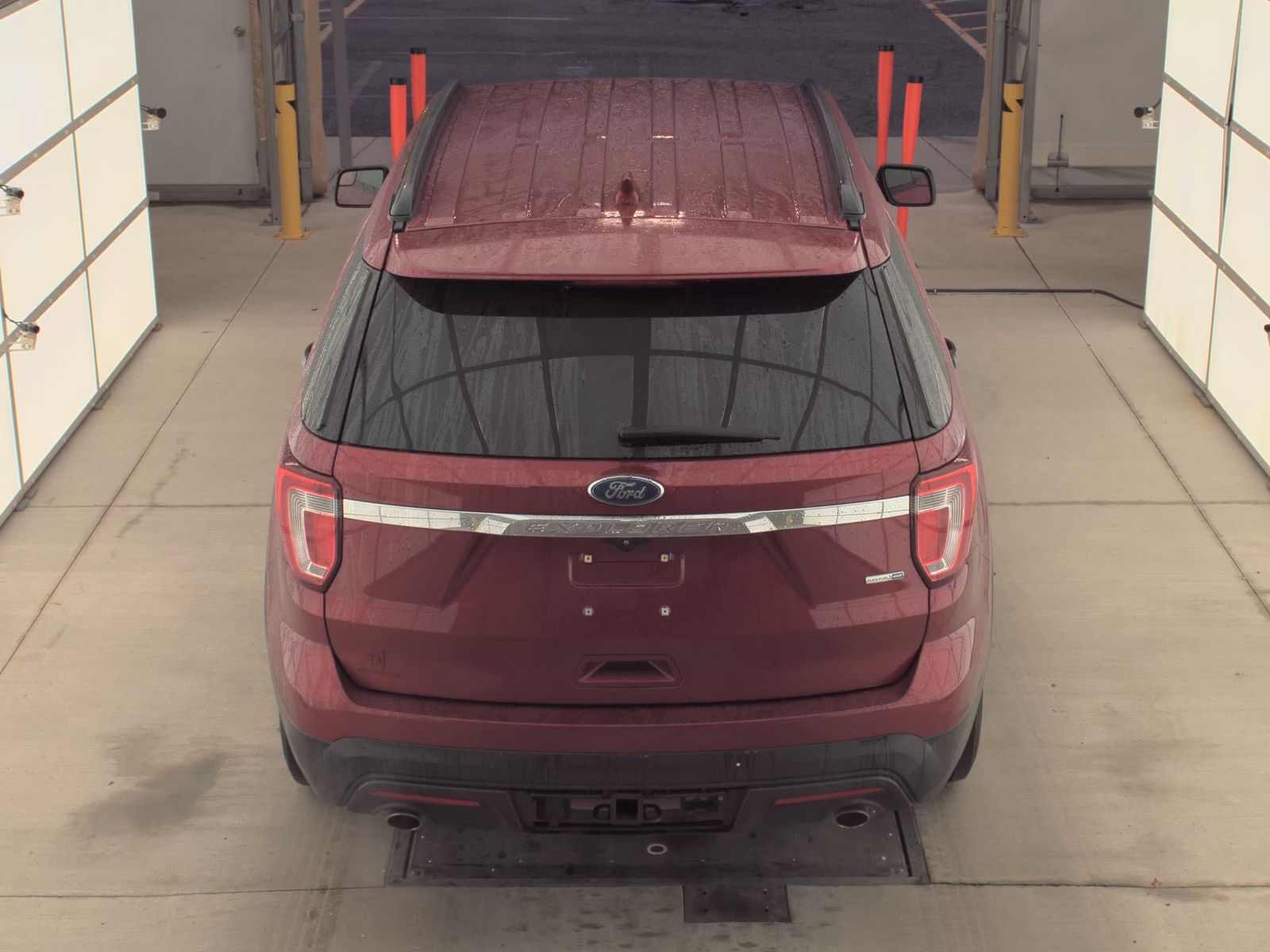 FORD EXPLORER - 6
