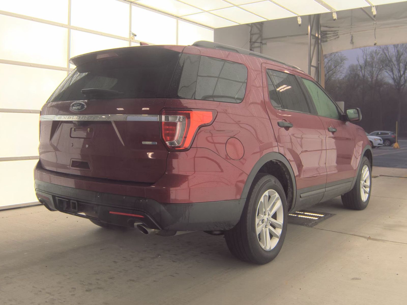 FORD EXPLORER - 5