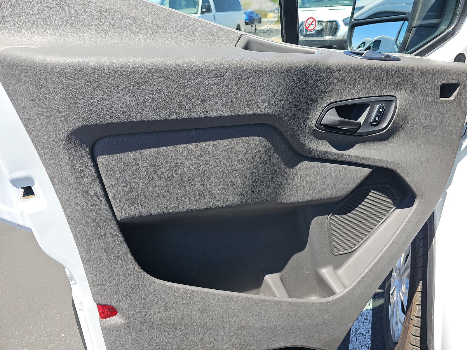 FORD TRANSIT 250 - 10