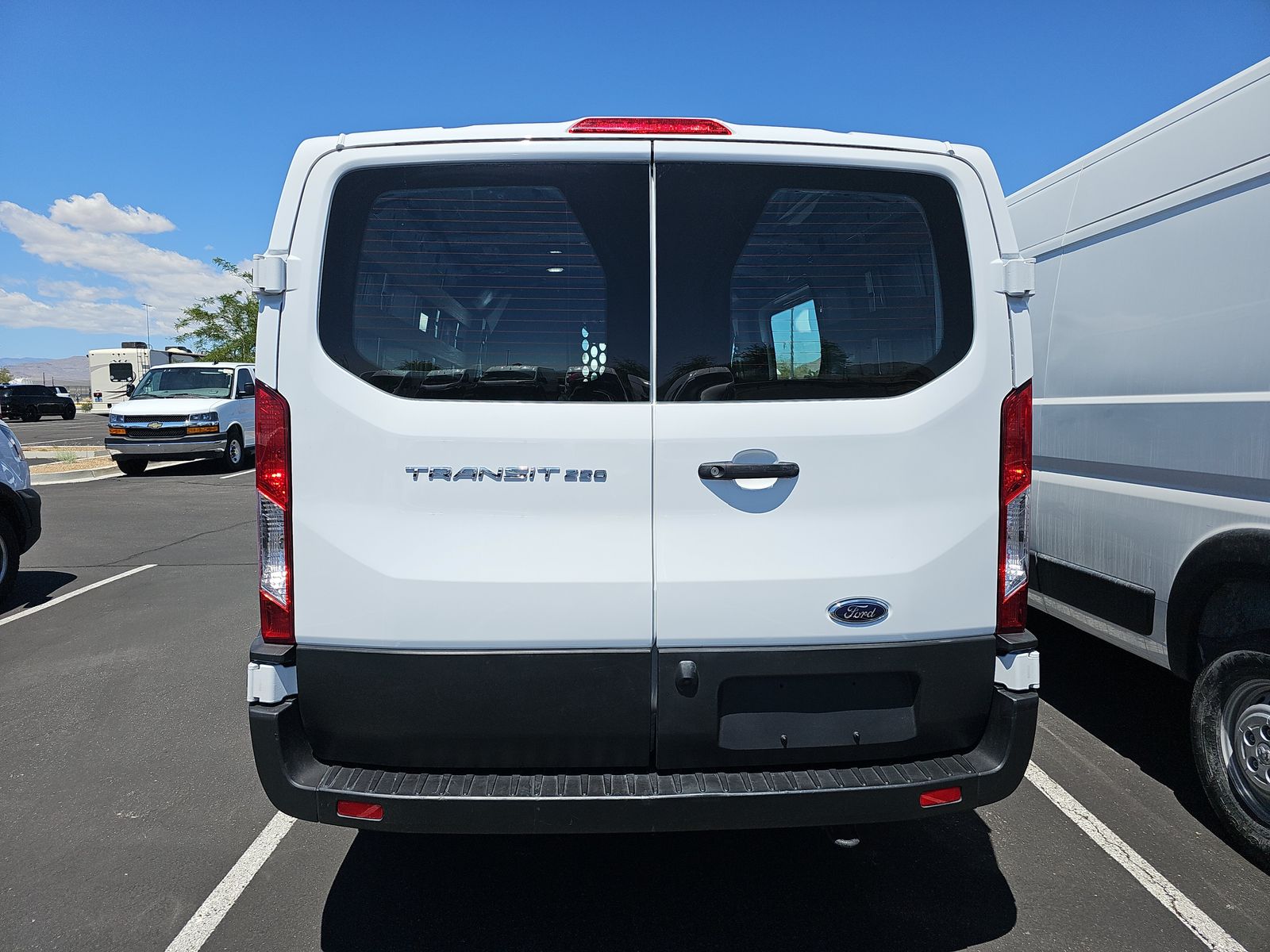 FORD TRANSIT 250 - 6