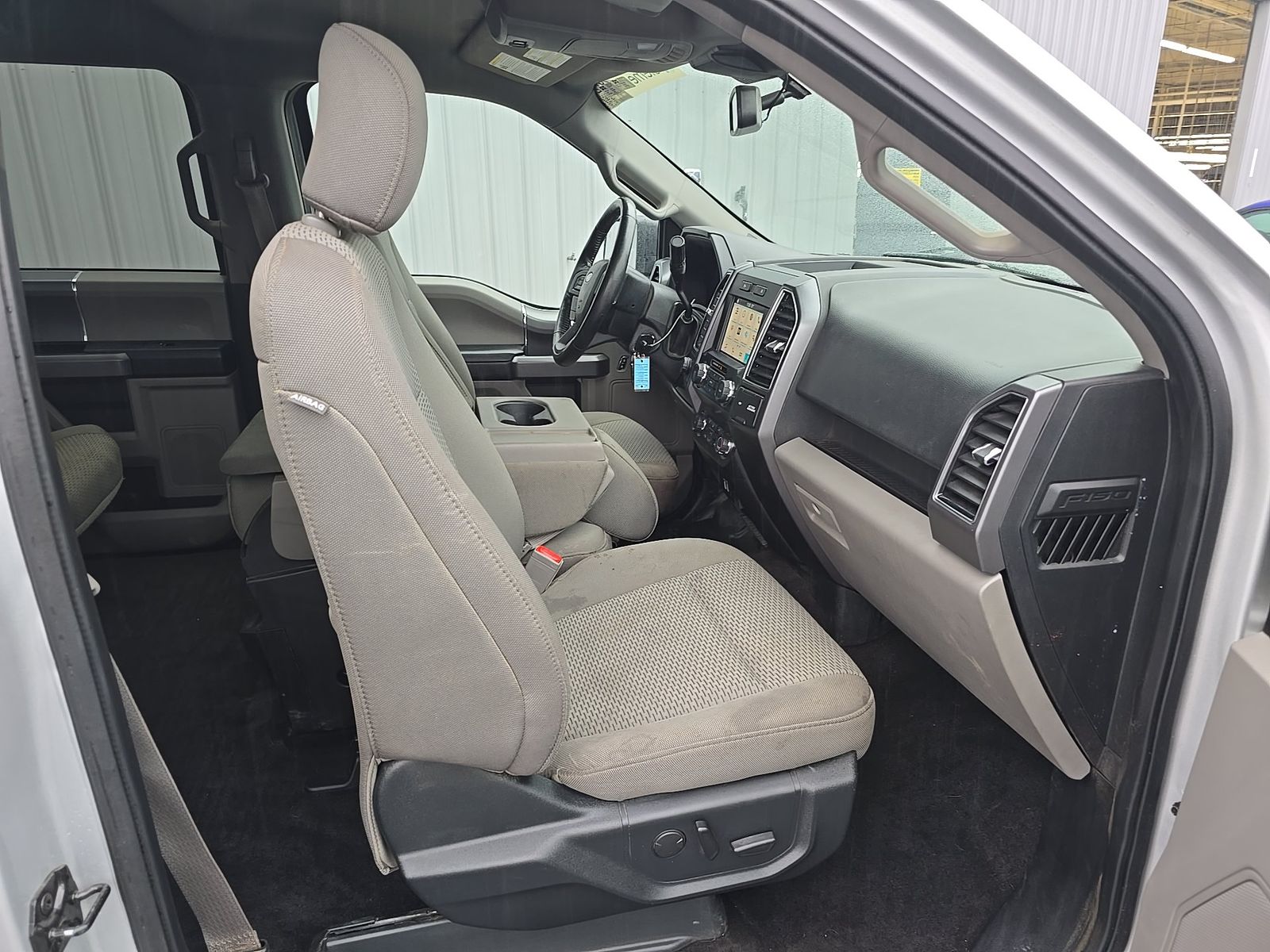 FORD F-150 - 9