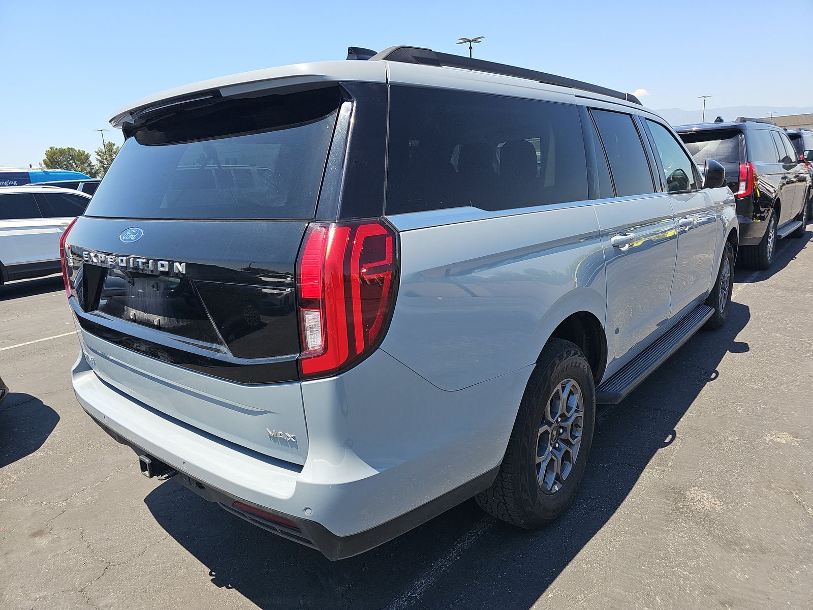 FORD EXPEDITION MAX - 5
