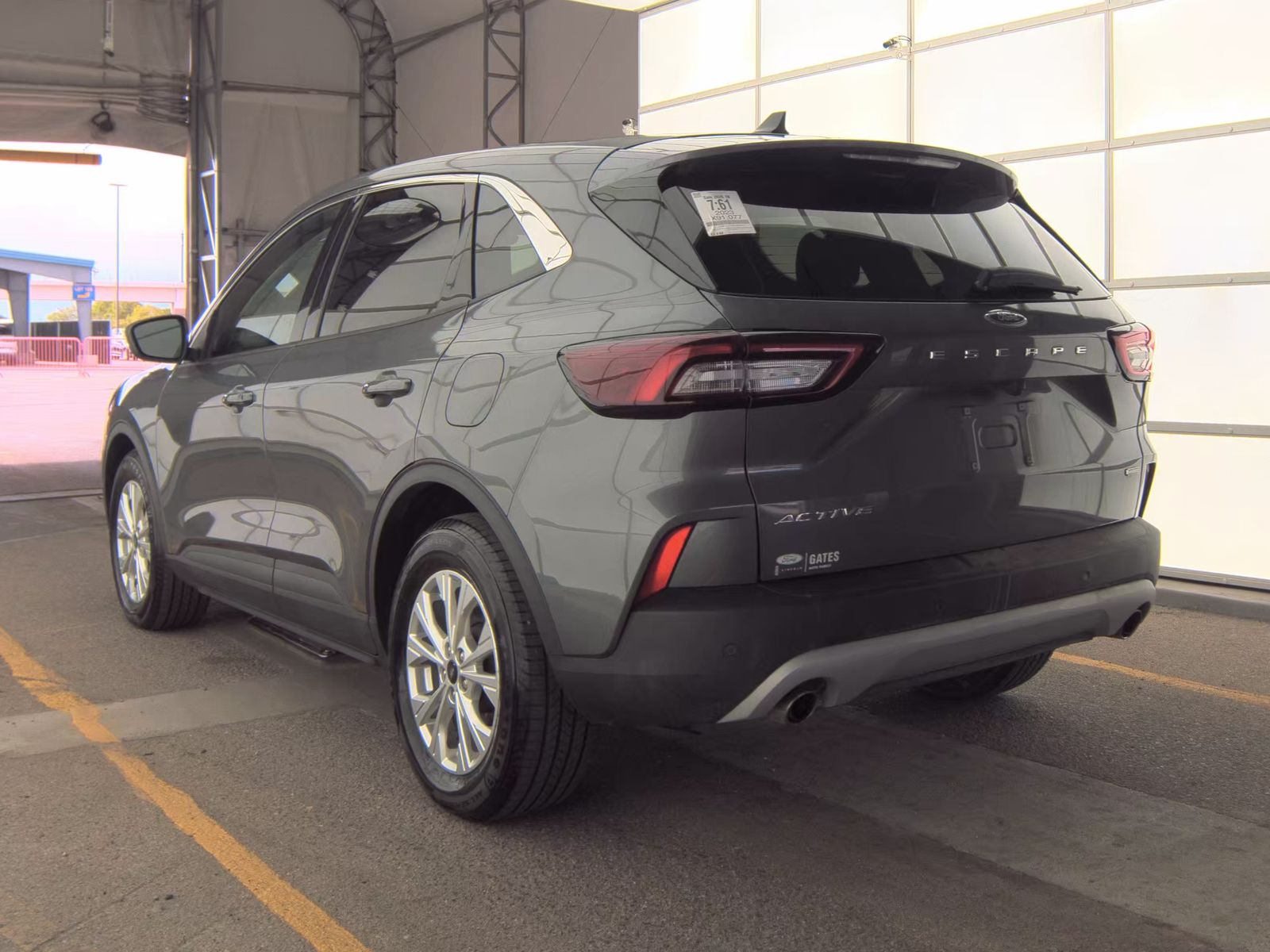 FORD ESCAPE - 7