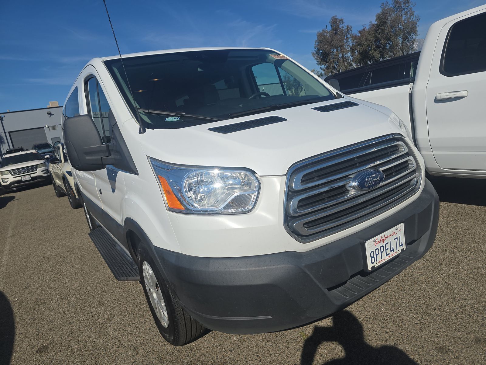 FORD TRANSIT 150 - 4