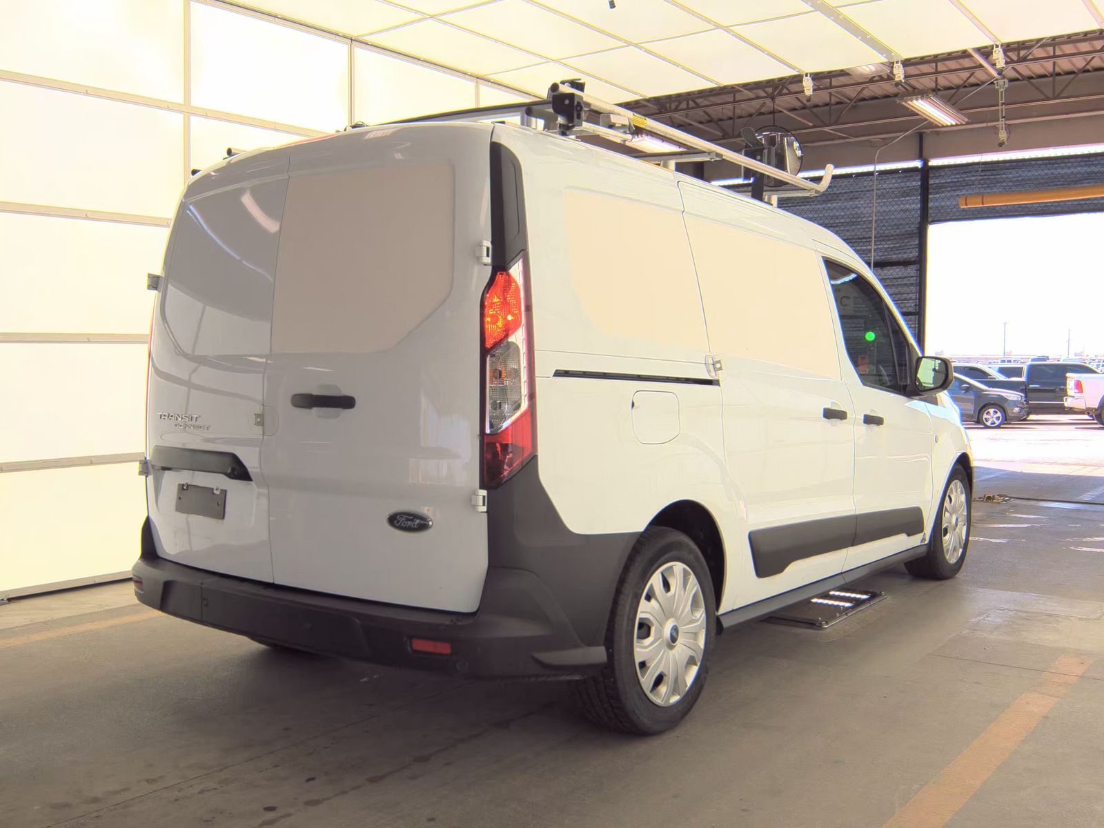 FORD TRANSIT CONNECT - 5
