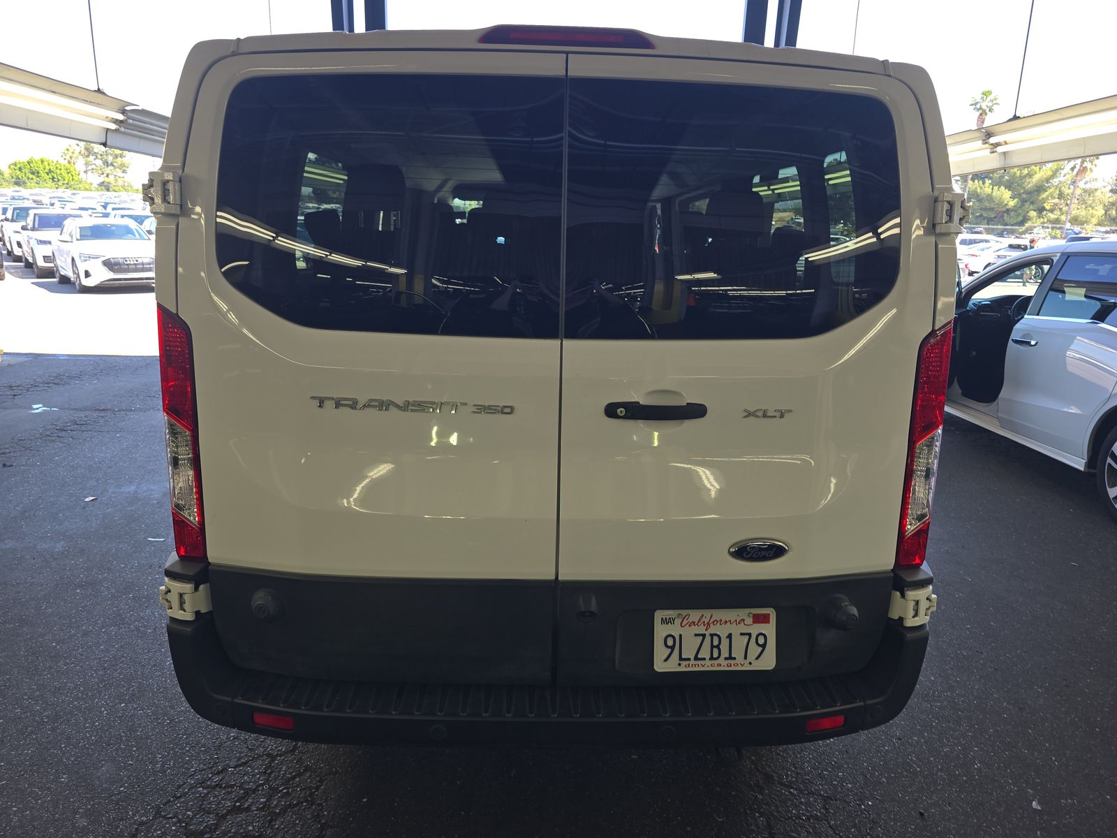 FORD TRANSIT 350 - 6