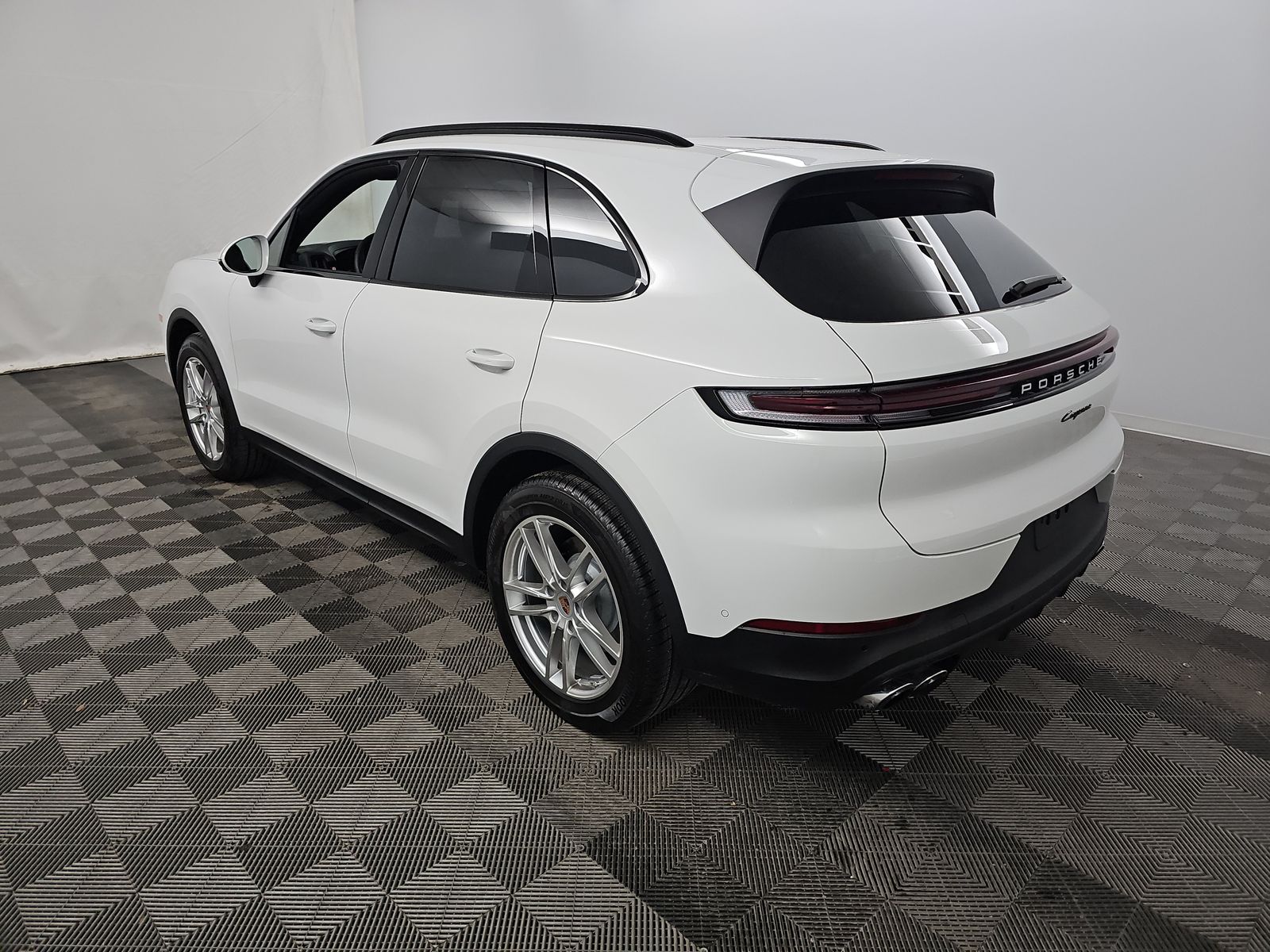 PORSCHE CAYENNE - 7