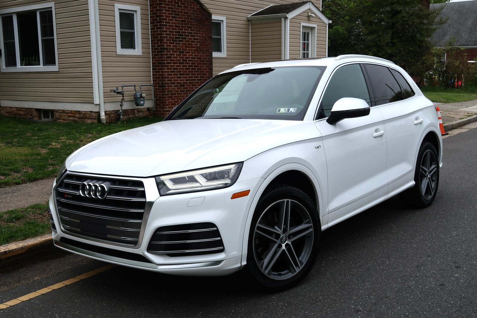 2018 Audi SQ5 Premium Plus AWD
