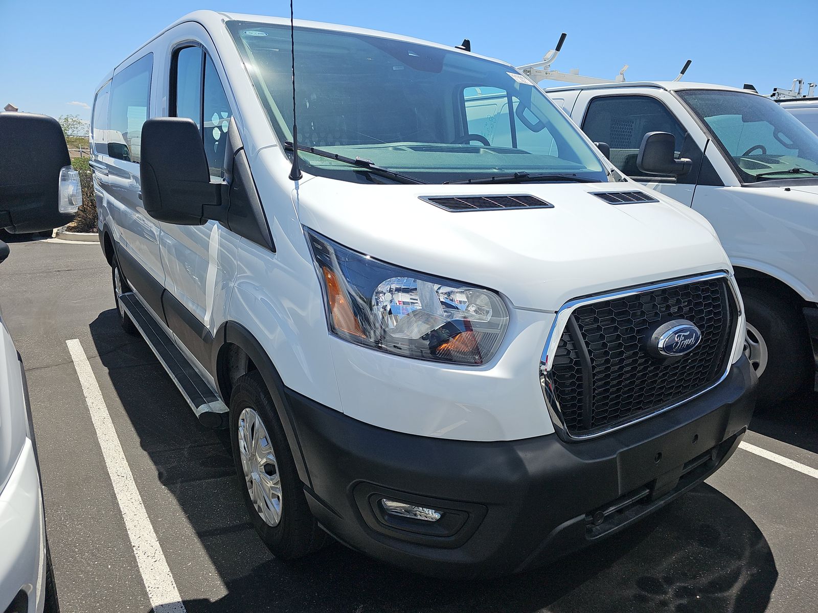 FORD TRANSIT 250 - 4