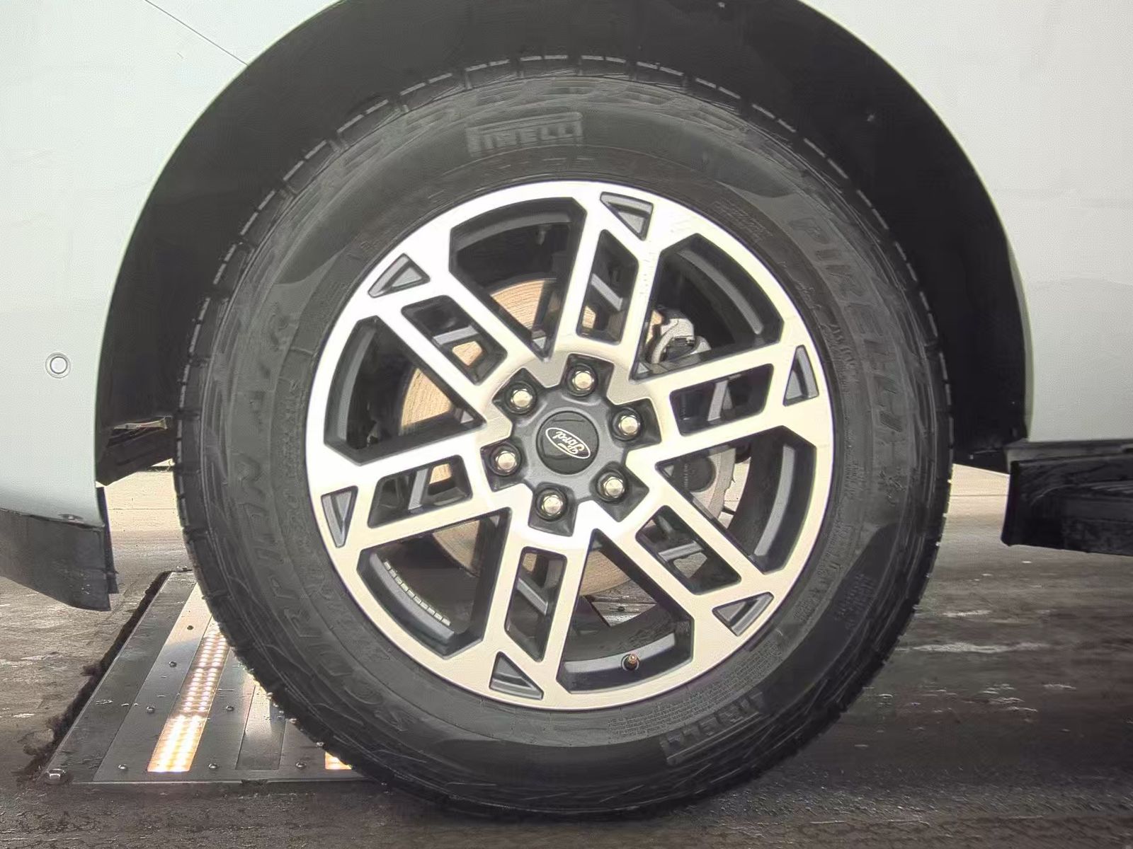 FORD EXPEDITION - 10