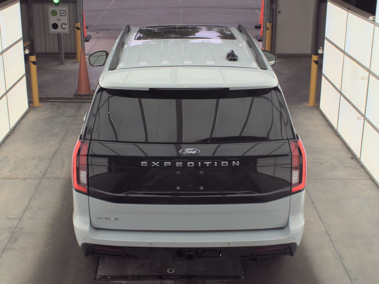 FORD EXPEDITION - 7