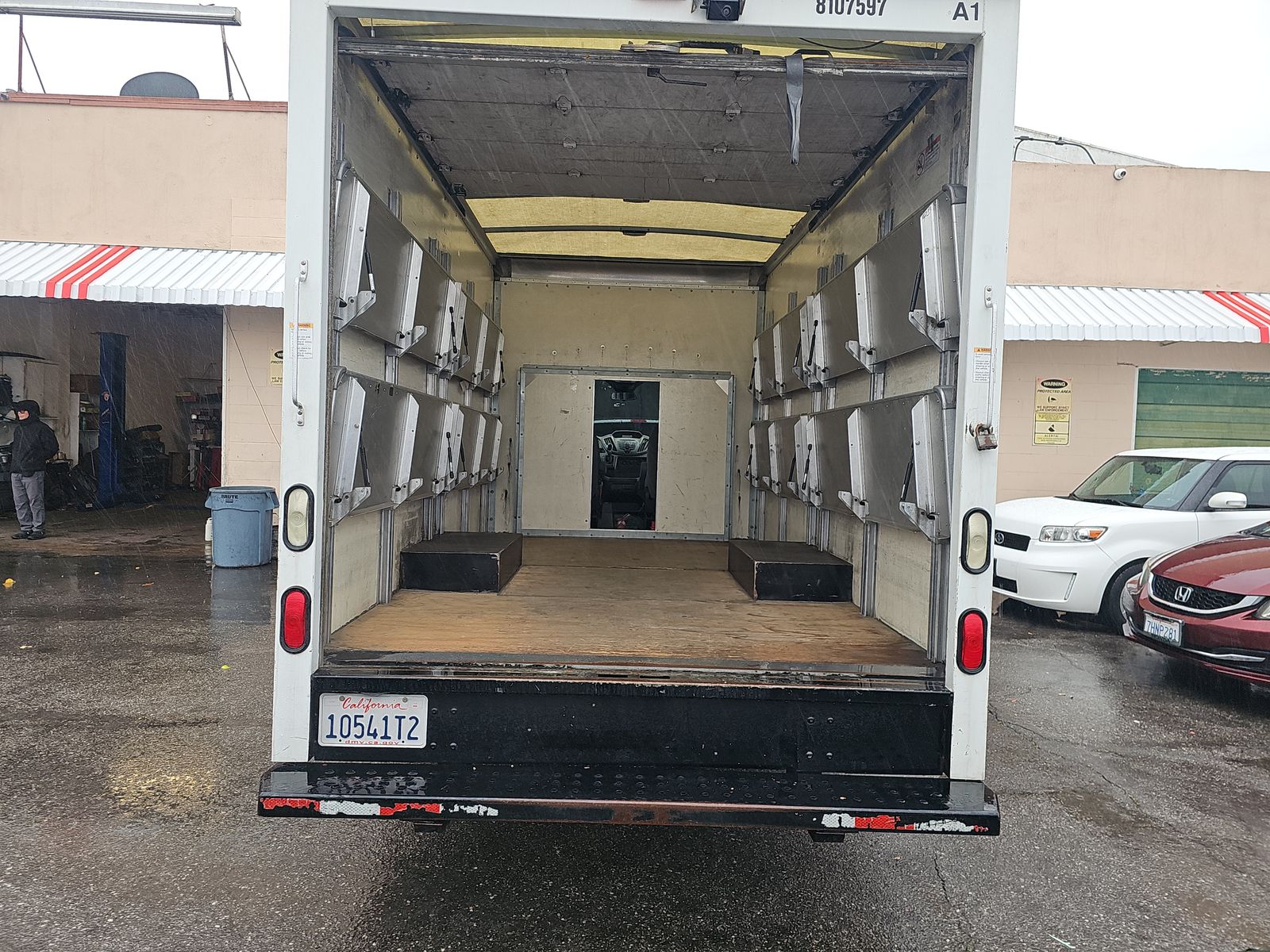 FORD TRANSIT 350 - 6