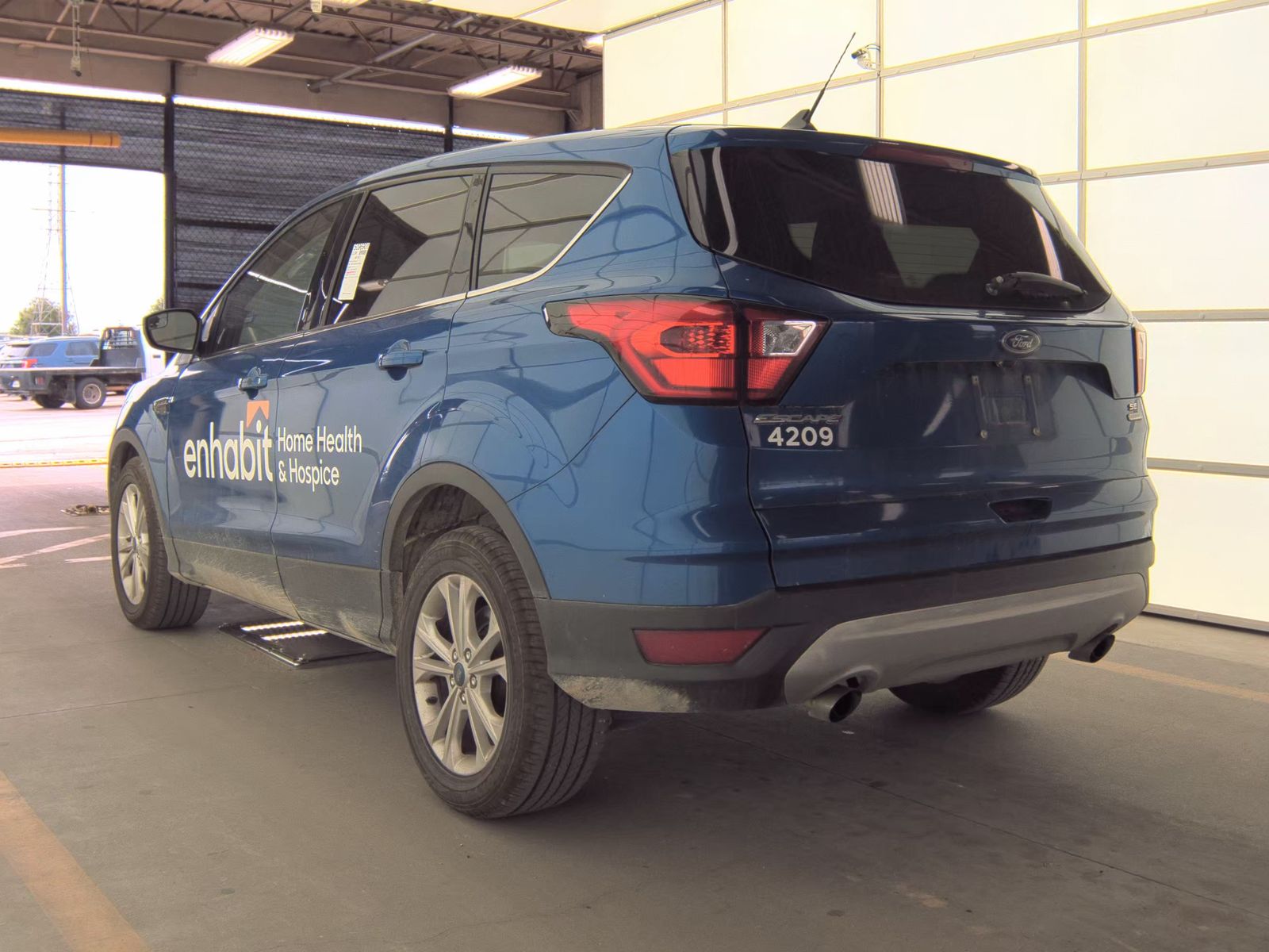 FORD ESCAPE - 9