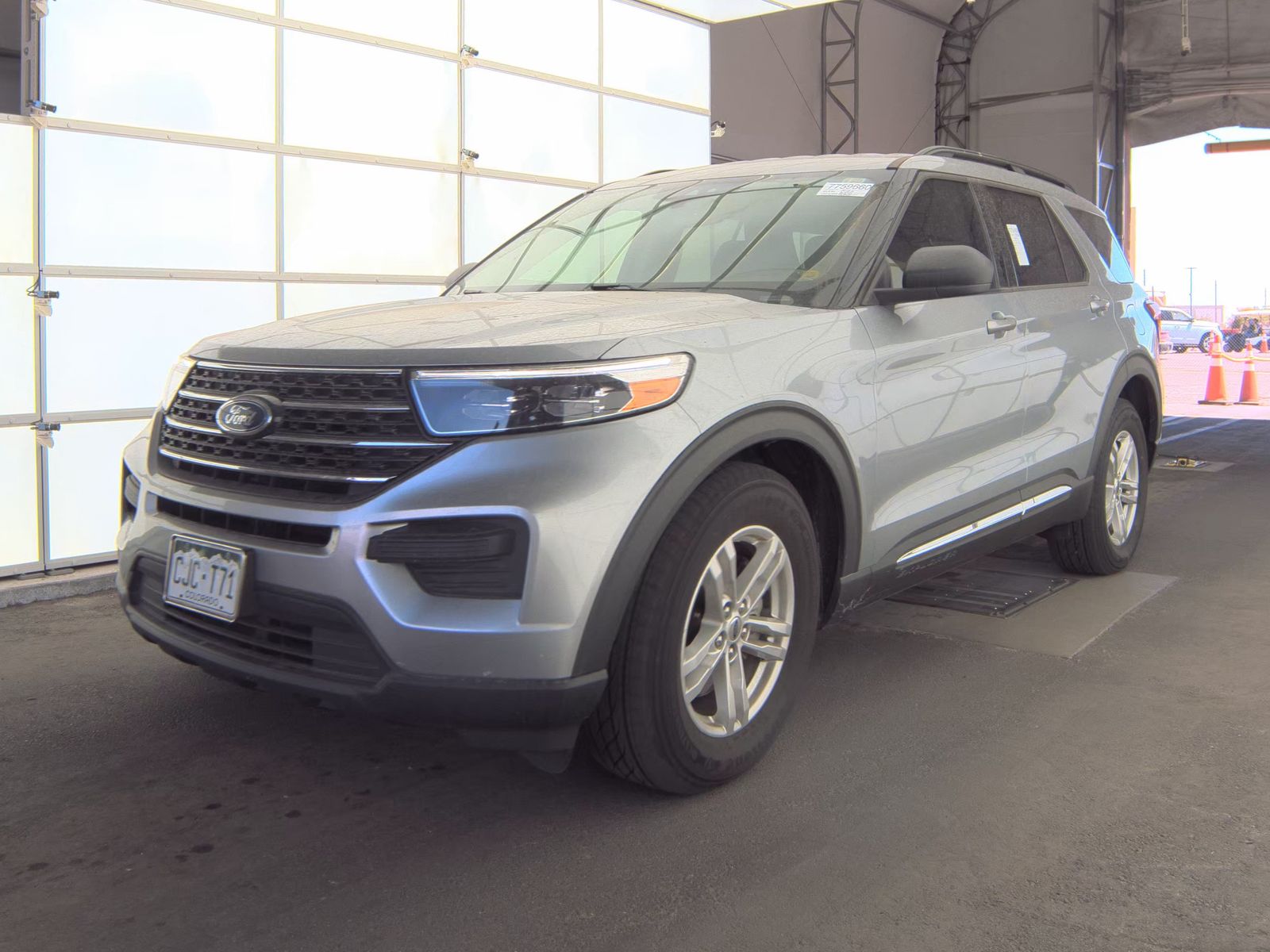 FORD EXPLORER - 1
