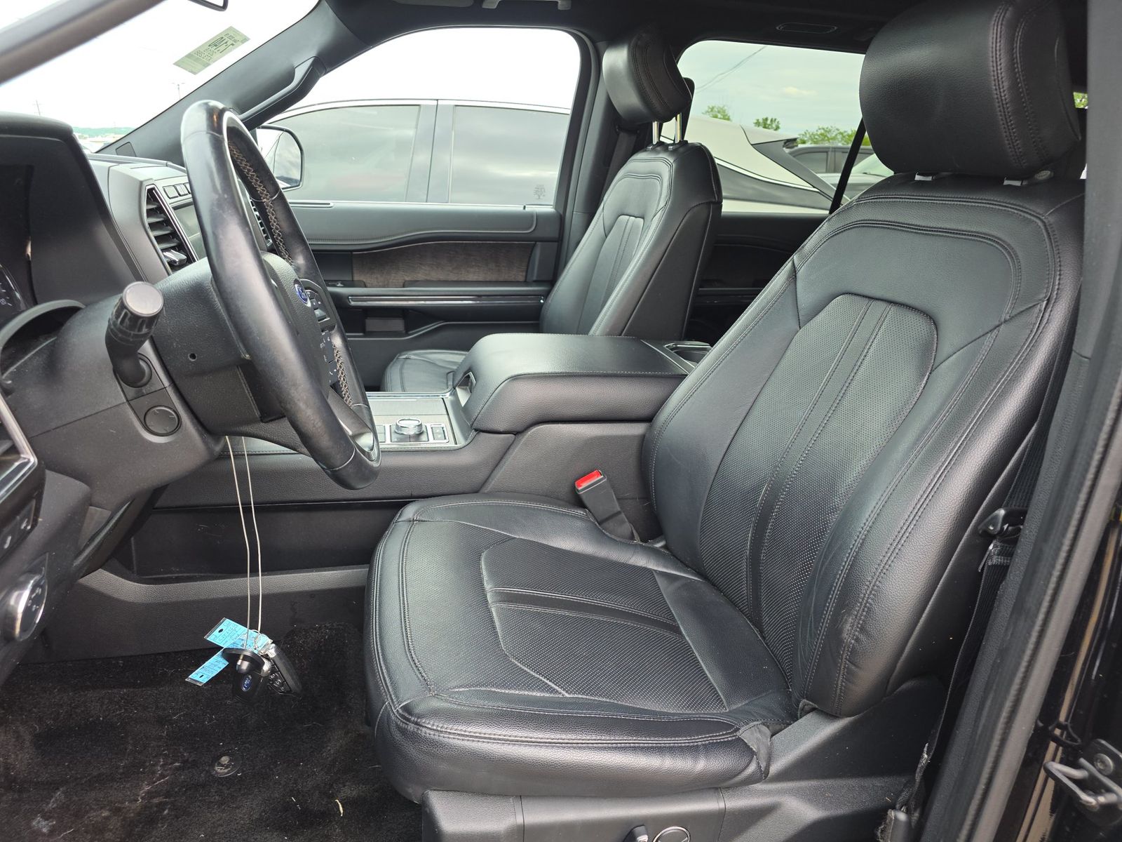 FORD EXPEDITION - 8