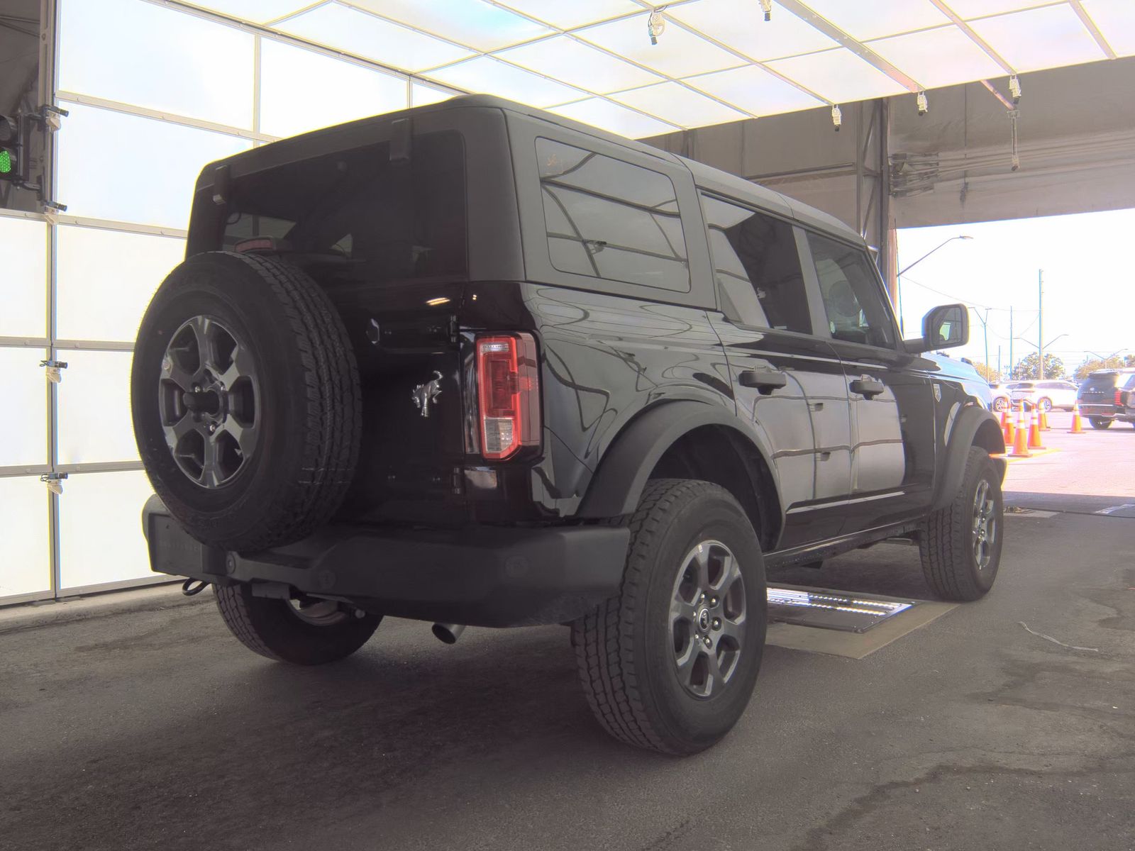 FORD BRONCO - 5