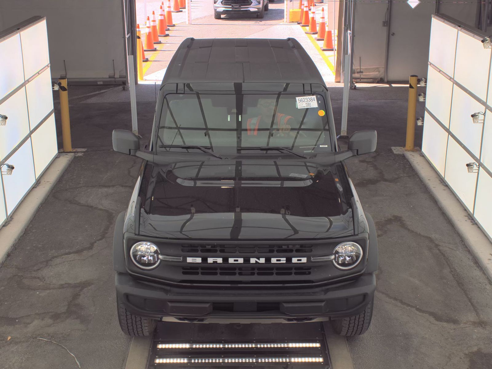 FORD BRONCO - 3