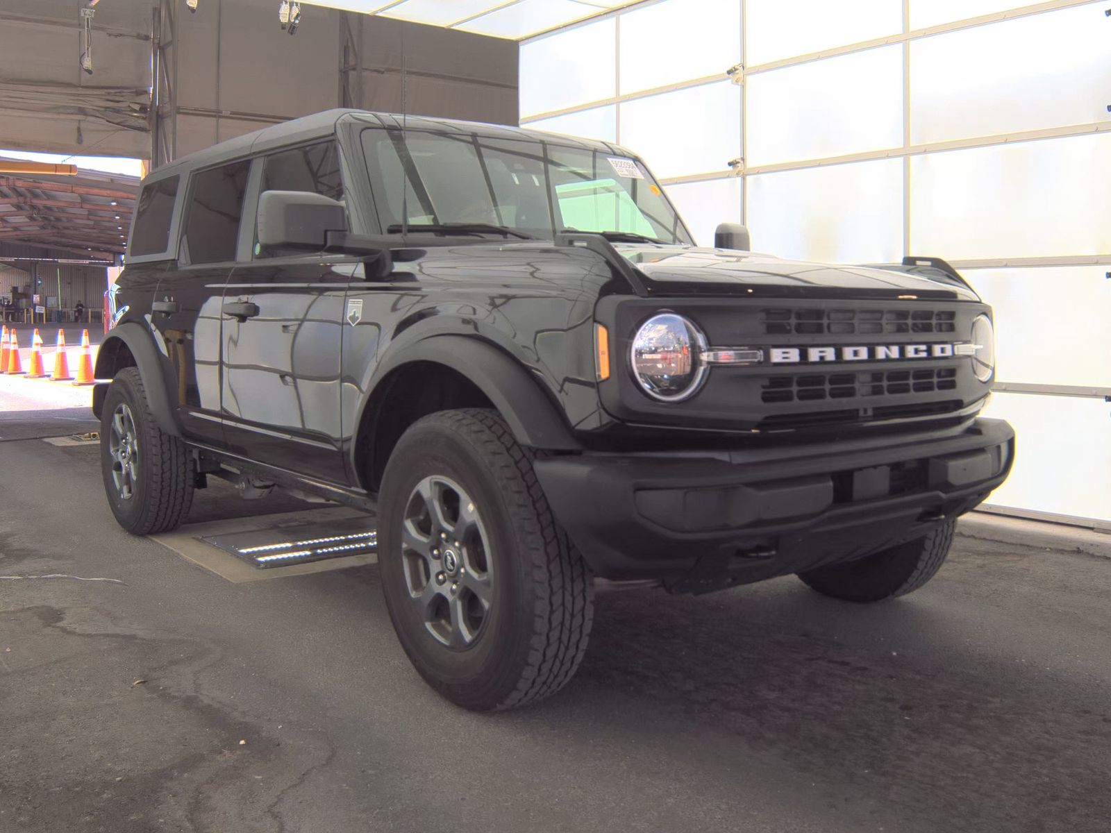 FORD BRONCO - 4
