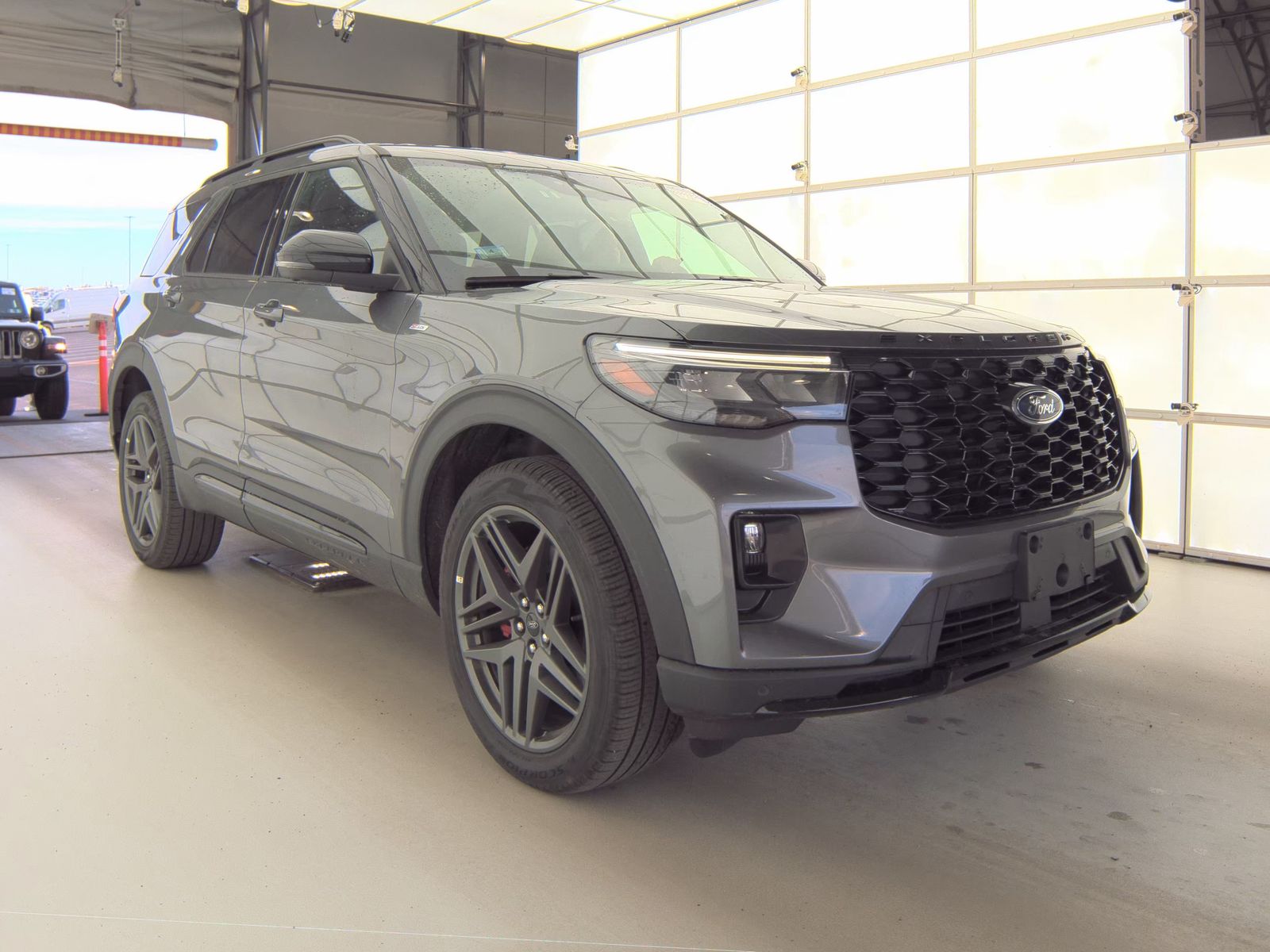 FORD EXPLORER - 4