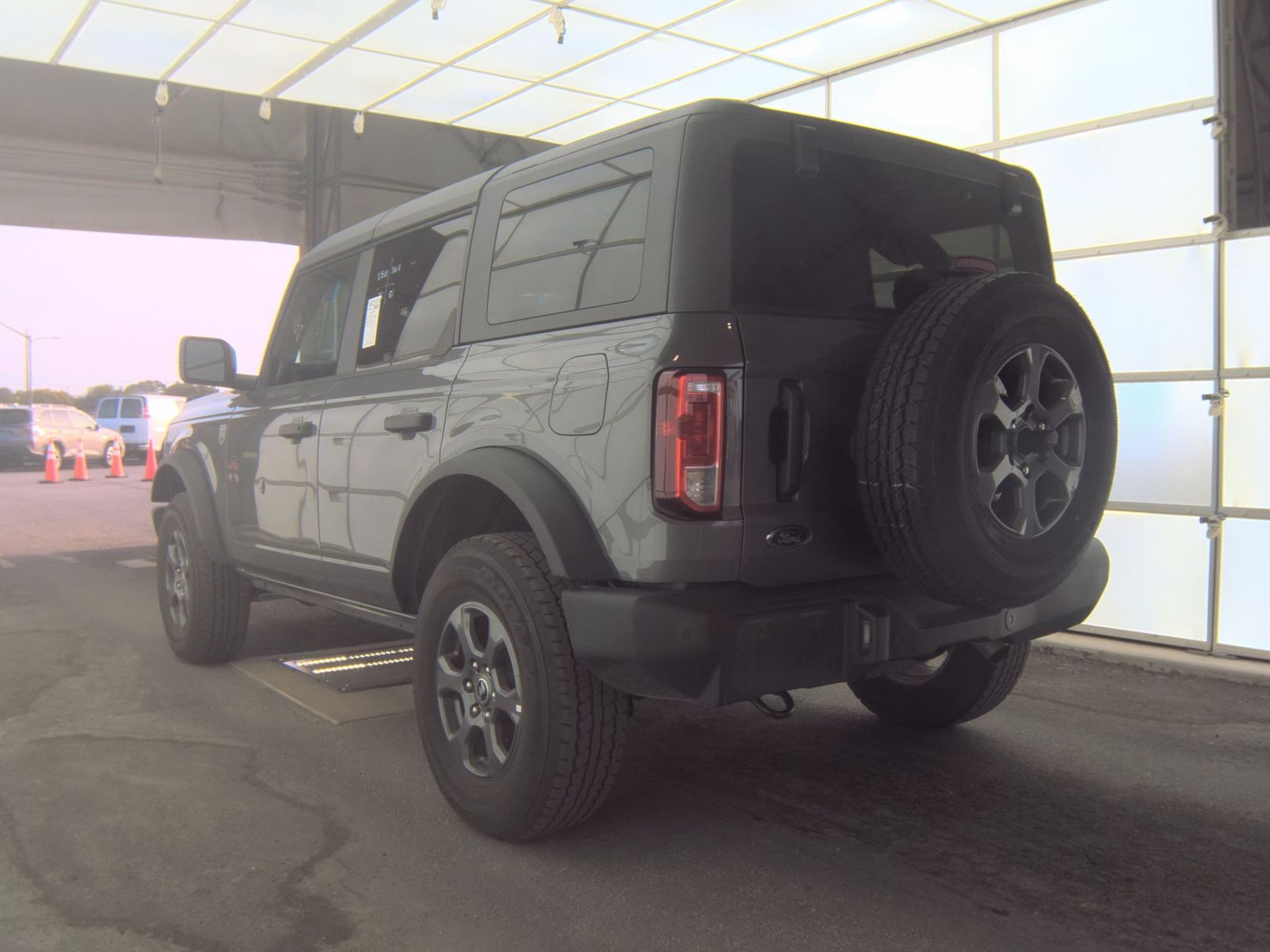 FORD BRONCO - 7