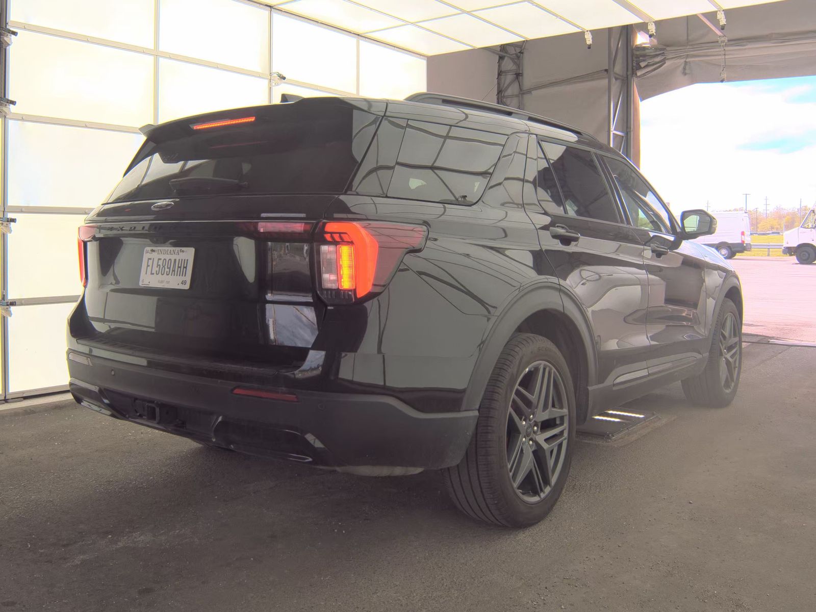 FORD EXPLORER - 6