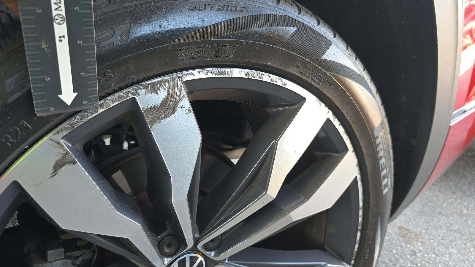 2021 Volkswagen Atlas 3.6L SEL Premium R-Line AWD